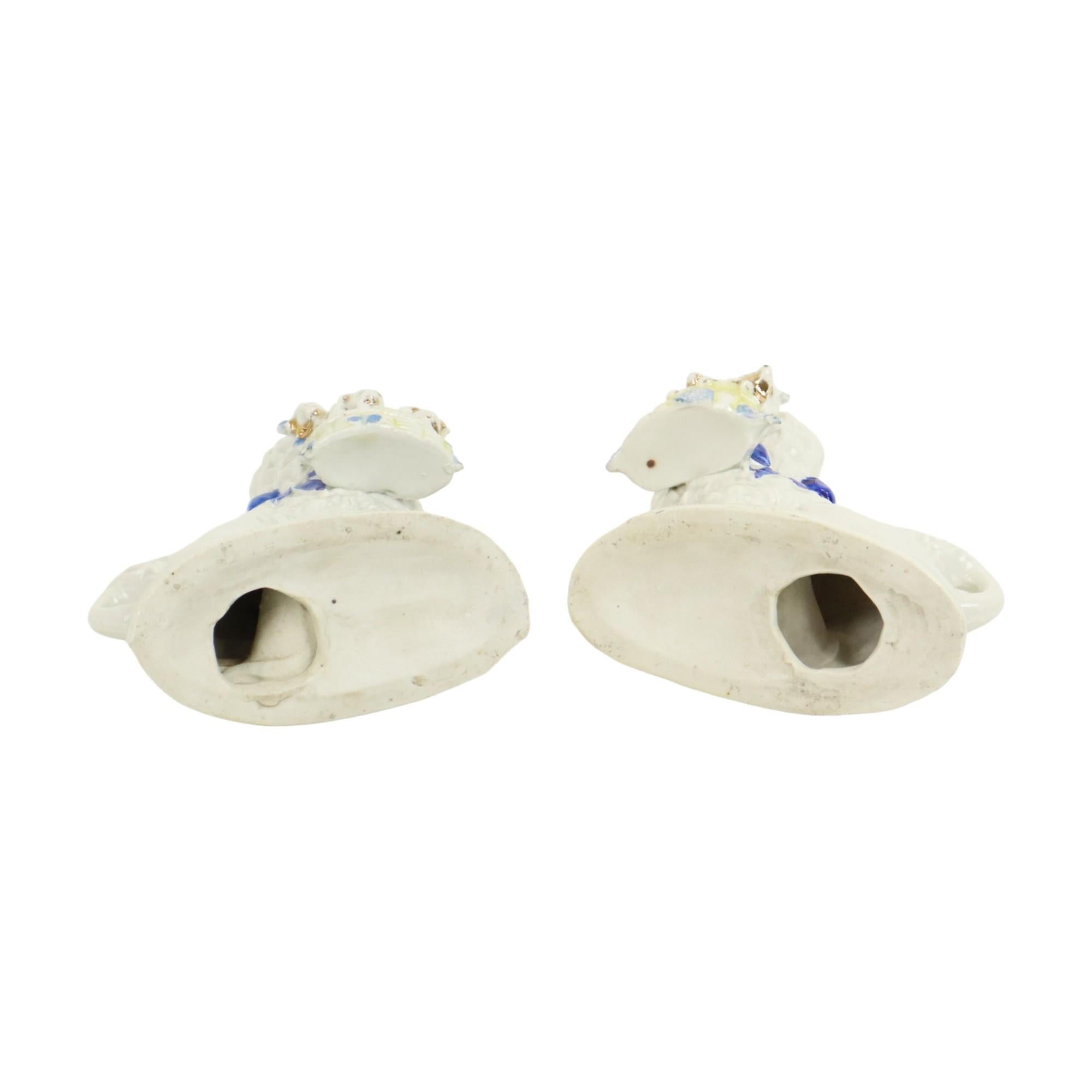 Couple Dogs Poodle Statues Porcelain 19th Century Art Nouveau Germany For Sale 4