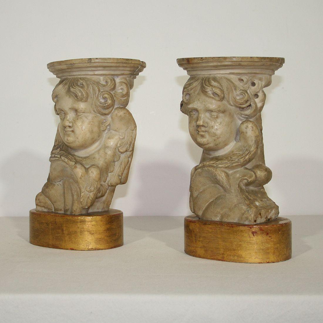 Baroque Couple of 17th-18th Century Italian Marble Angels