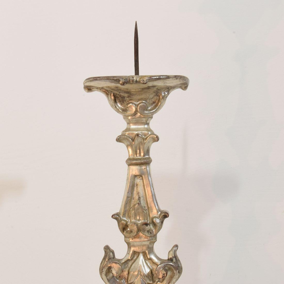 Couple of 18th Century Italian Baroque Carved Wooden And Silvered Candlesticks For Sale 9