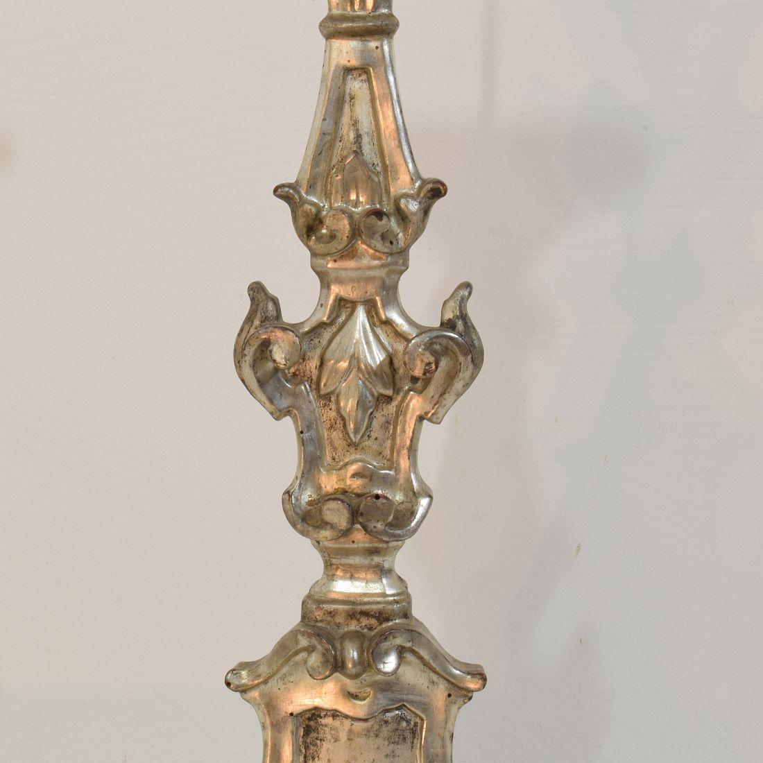 Couple of 18th Century Italian Baroque Carved Wooden And Silvered Candlesticks For Sale 10