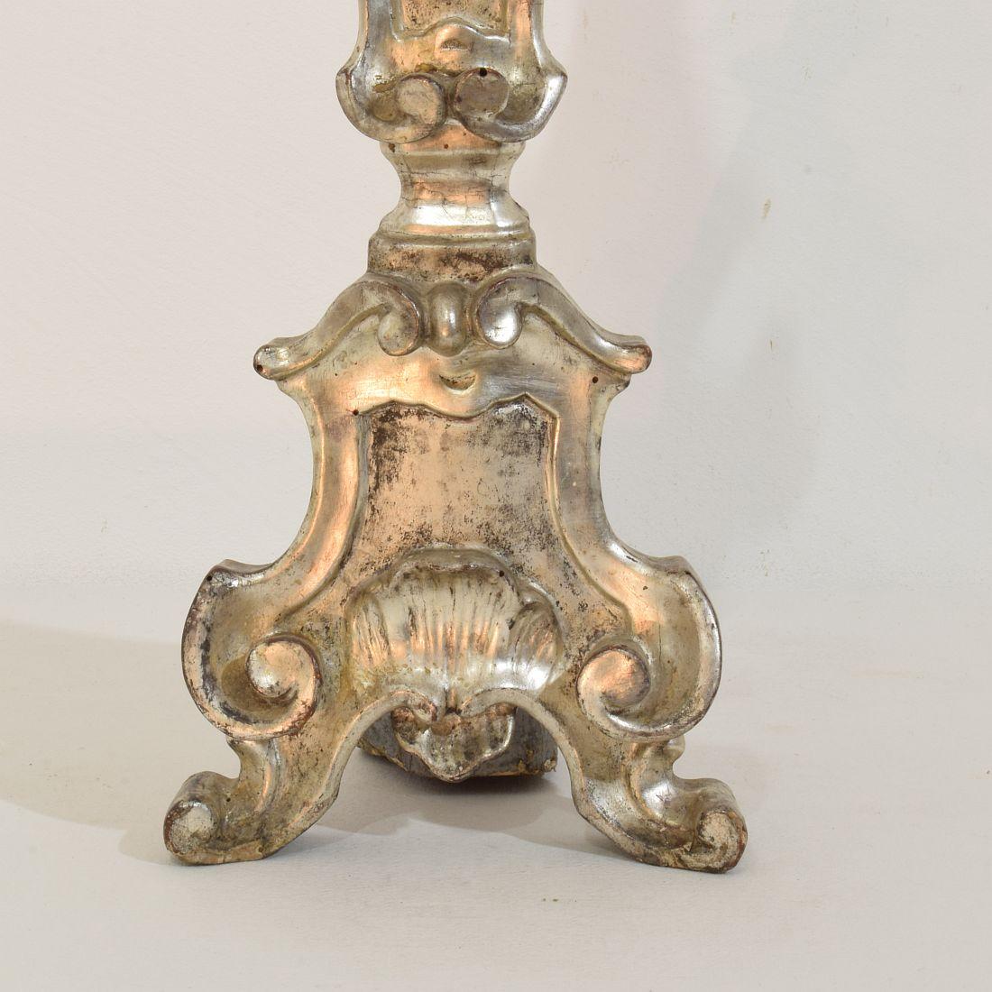 Couple of 18th Century Italian Baroque Carved Wooden And Silvered Candlesticks For Sale 11