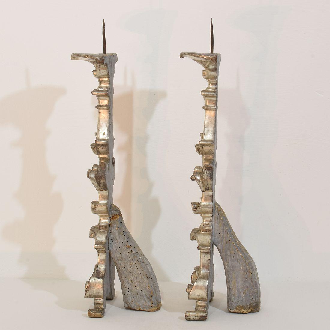 Couple of 18th Century Italian Baroque Carved Wooden And Silvered Candlesticks For Sale 3