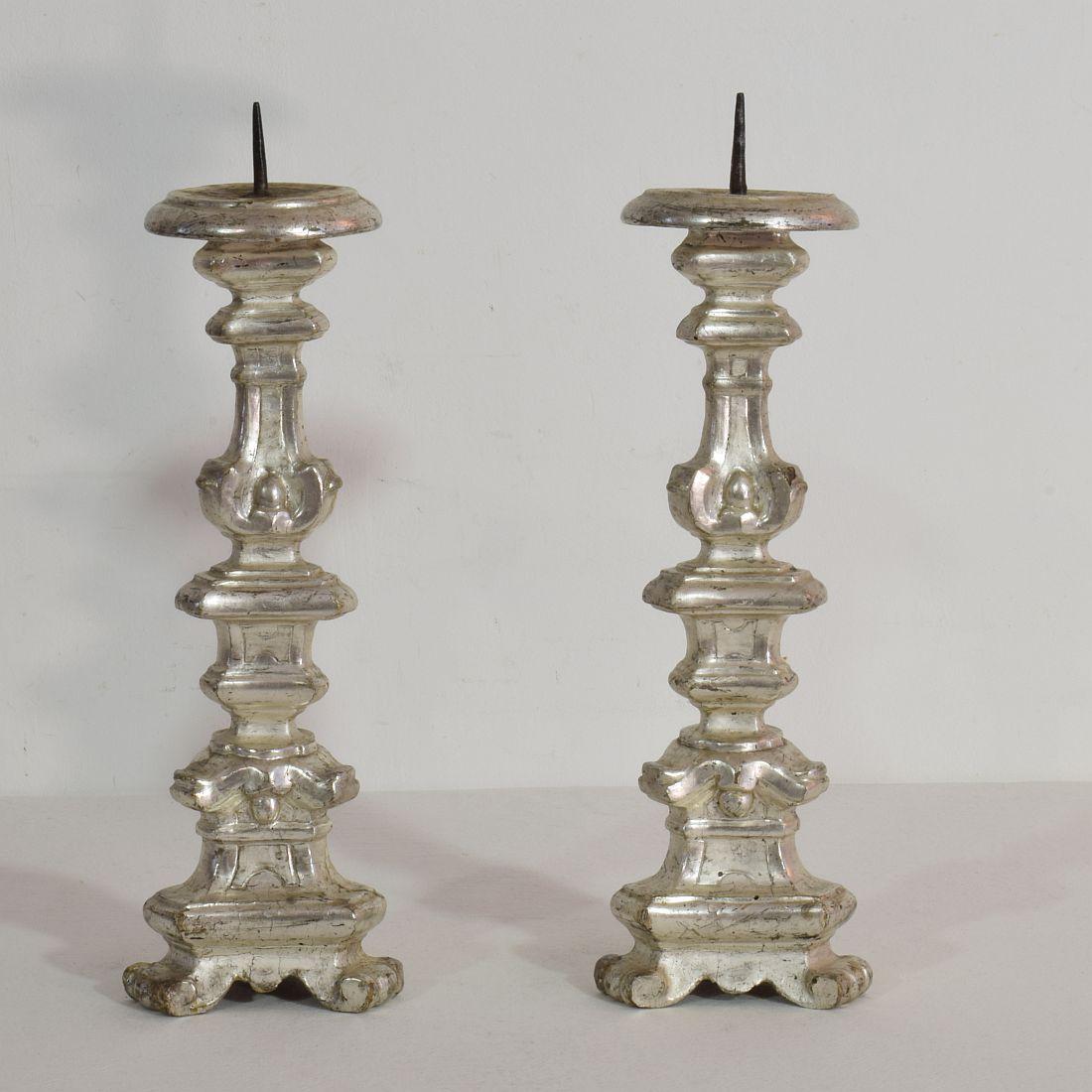 Couple of 18th Century Italian Baroque Silvered Candlesticks In Good Condition In Buisson, FR