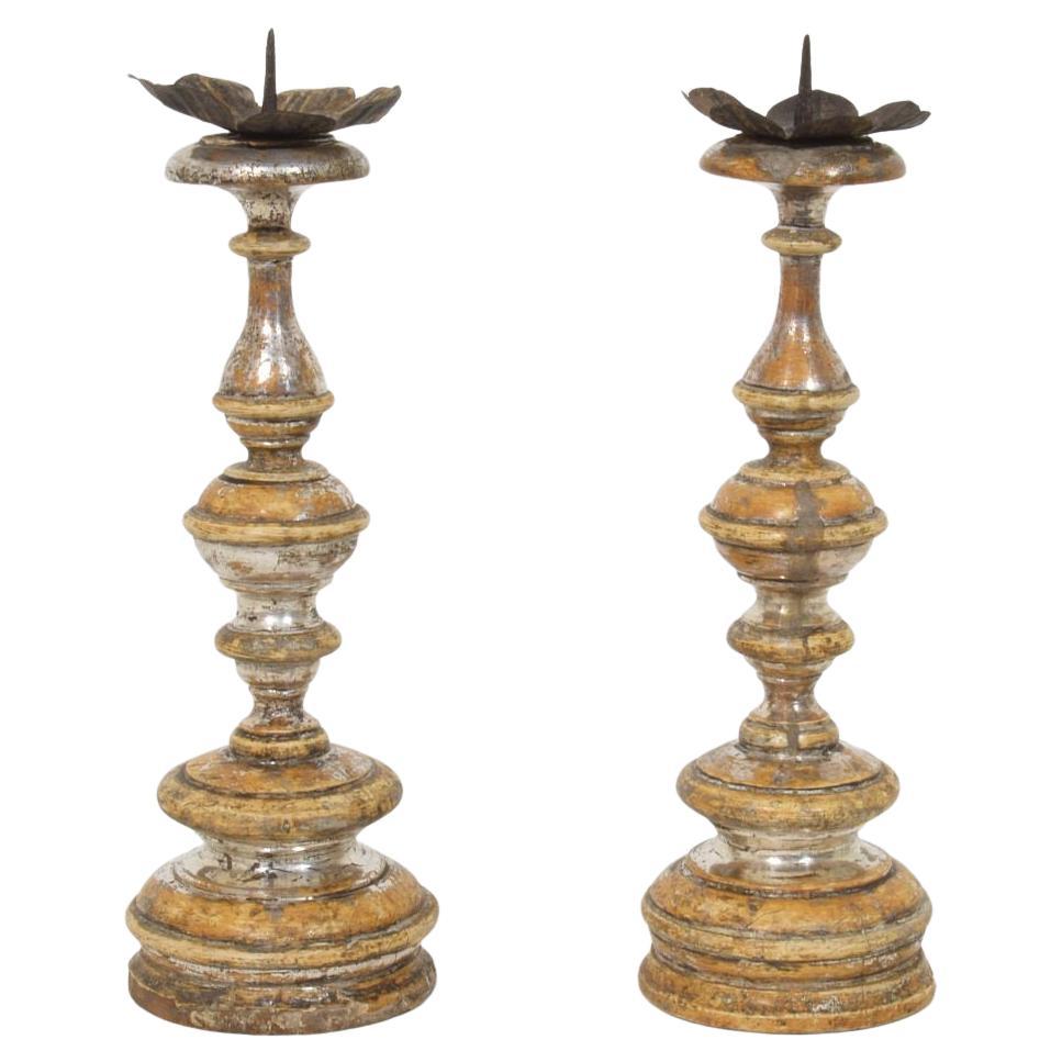 Couple of 18th Century Italian Neoclassical Silvered Wooden Candlesticks in vendita