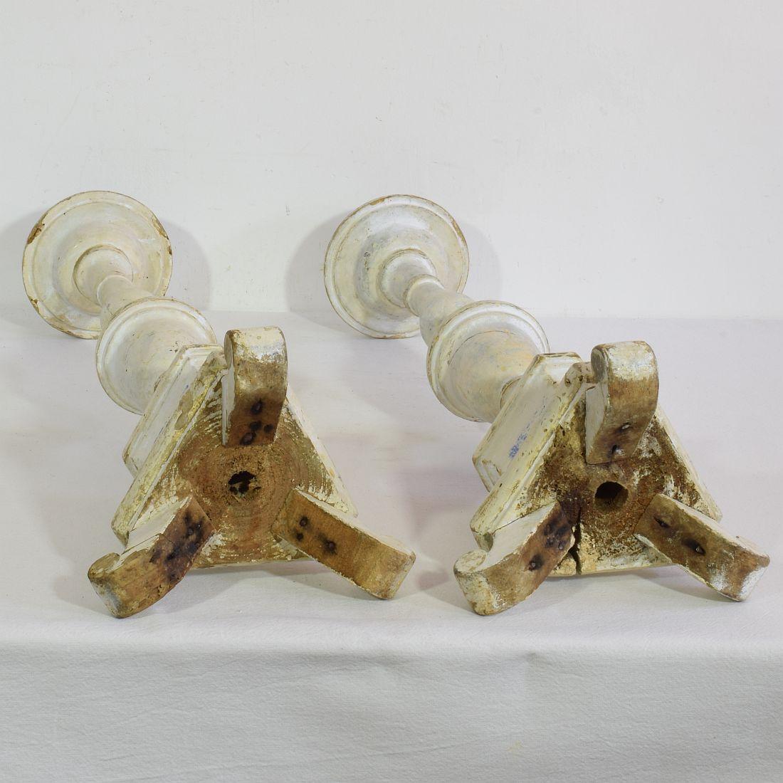 Couple of 19th Century Italian Carved Wooden Candleholders in Neoclassical Style For Sale 15