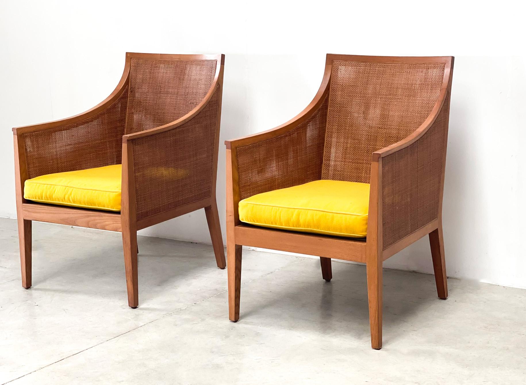 Italian Couple of Antonio Citterio for Flexform armchairs For Sale
