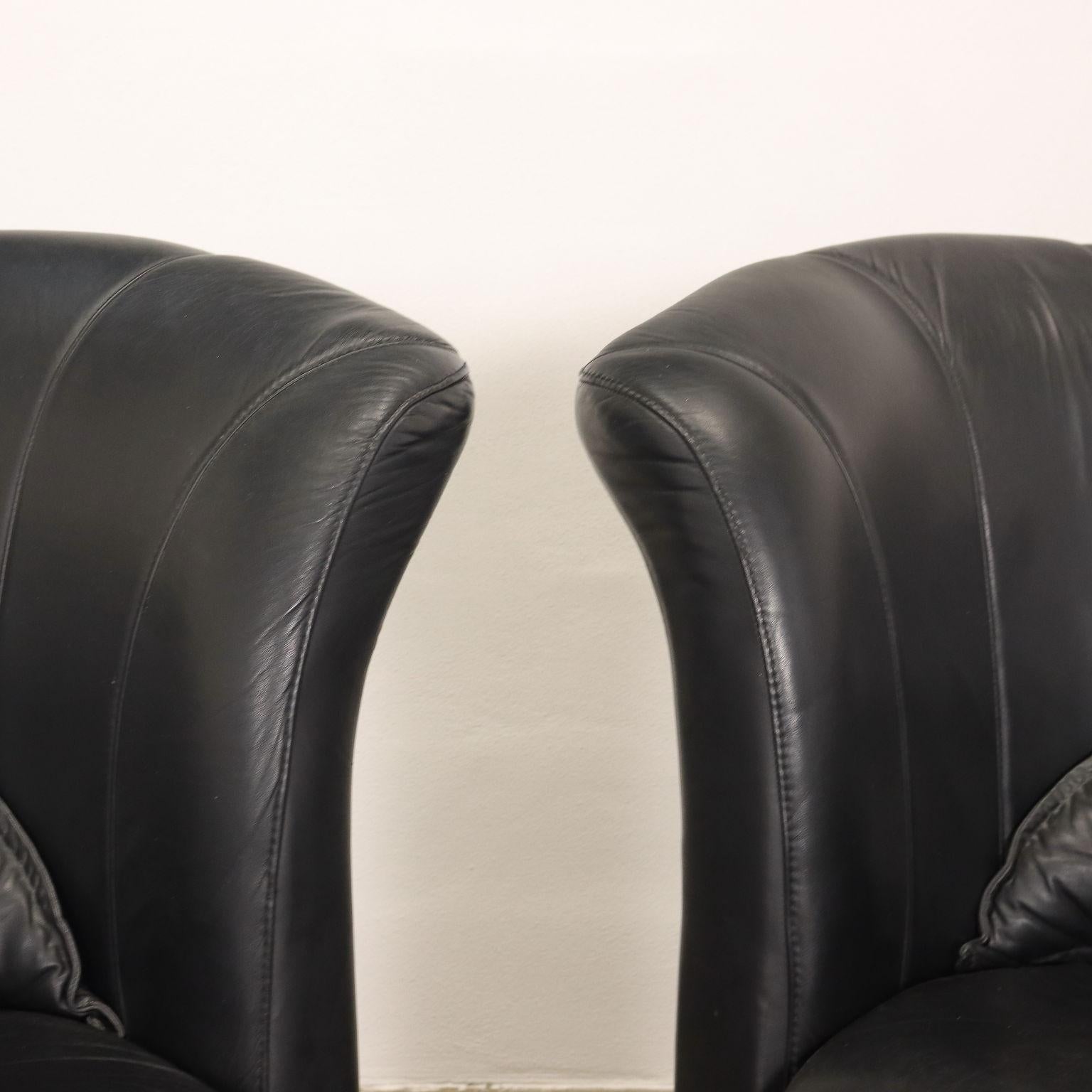 Couple of Armchairs Mirabili Elica Leather Italy 1980s In Good Condition In Milano, IT