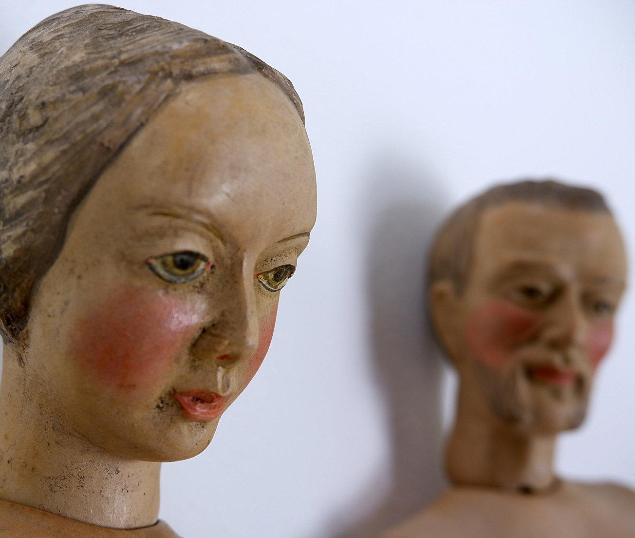Couple of articulated terracotta mannequins For Sale 6