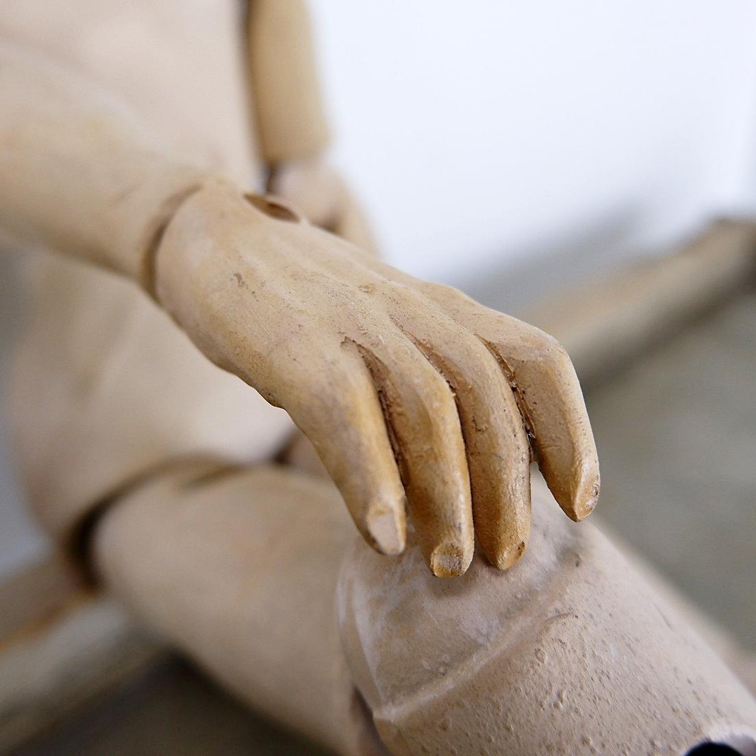 Couple of articulated terracotta mannequins For Sale 10