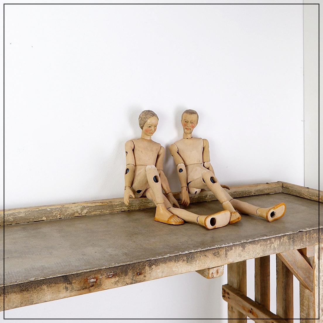 This pair of antique articulated terracotta mannequins from the early 20th century is of rare and captivating craftsmanship. With the realistic features and fully movable joints, these figurines were likely used as artist models or for religious