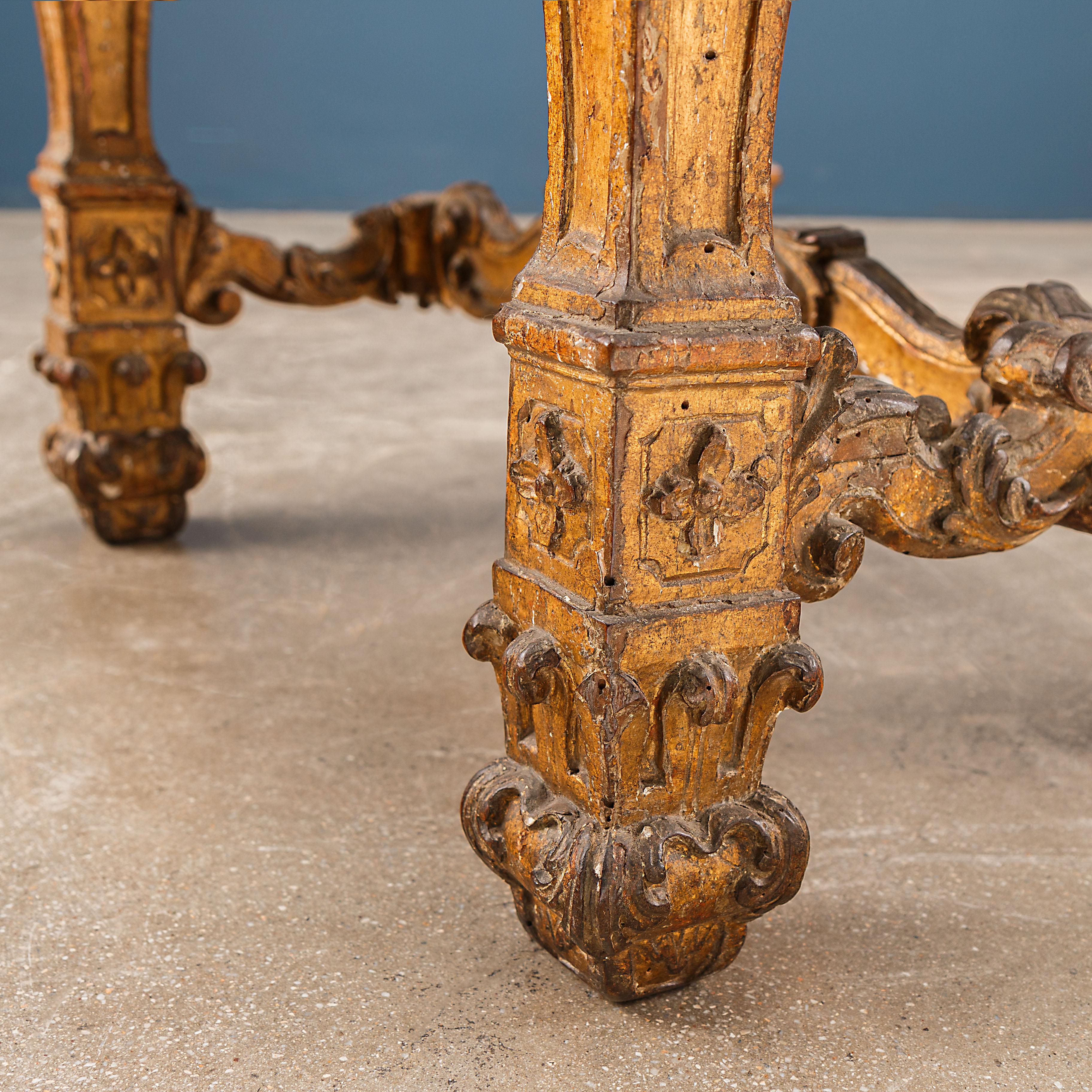 Couple of Baroque Stools Wood Italy XVII Century 1