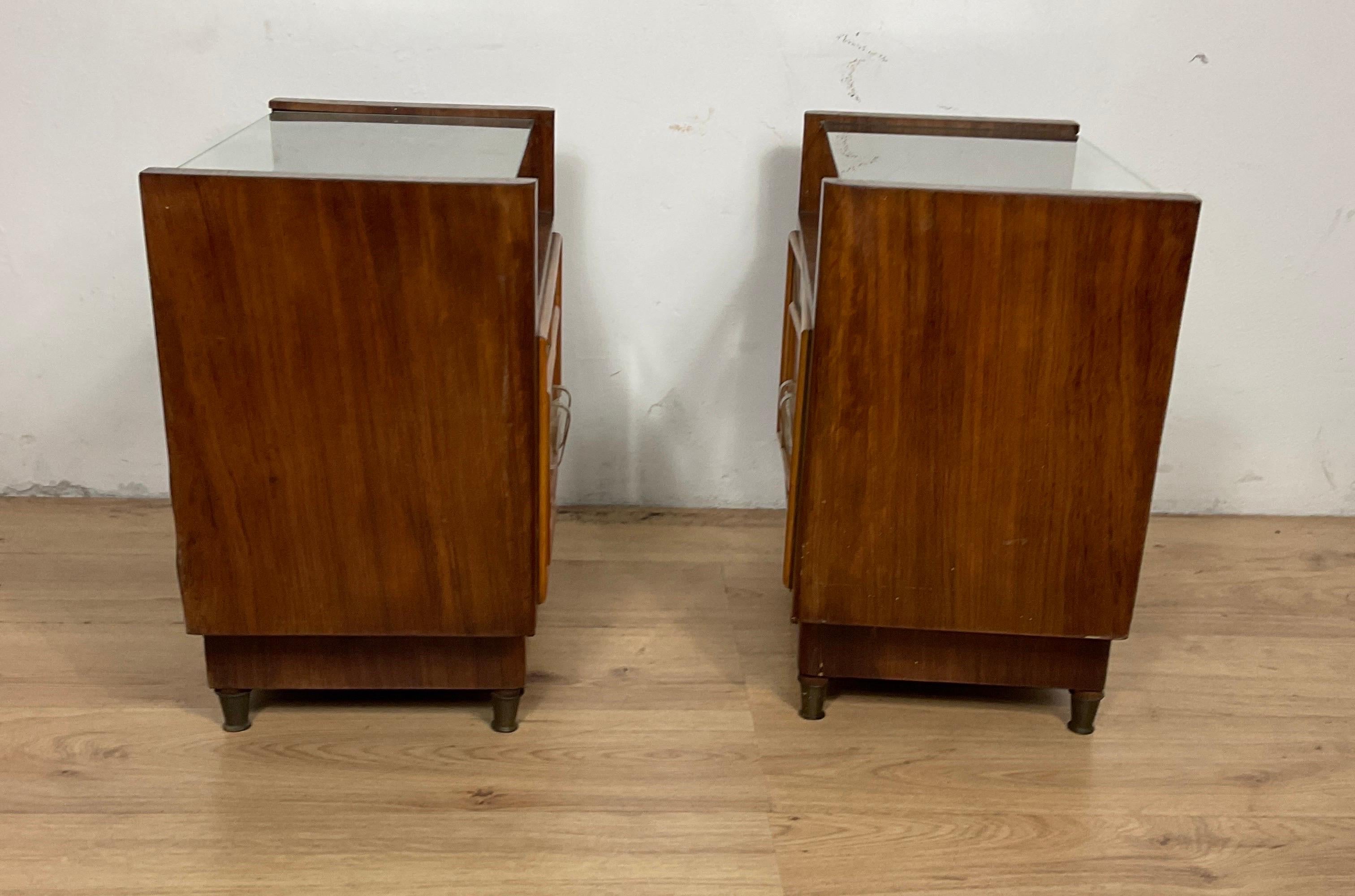 Deux tables de chevet attribuables à Luigi Brusotti des années 40 en vente 4