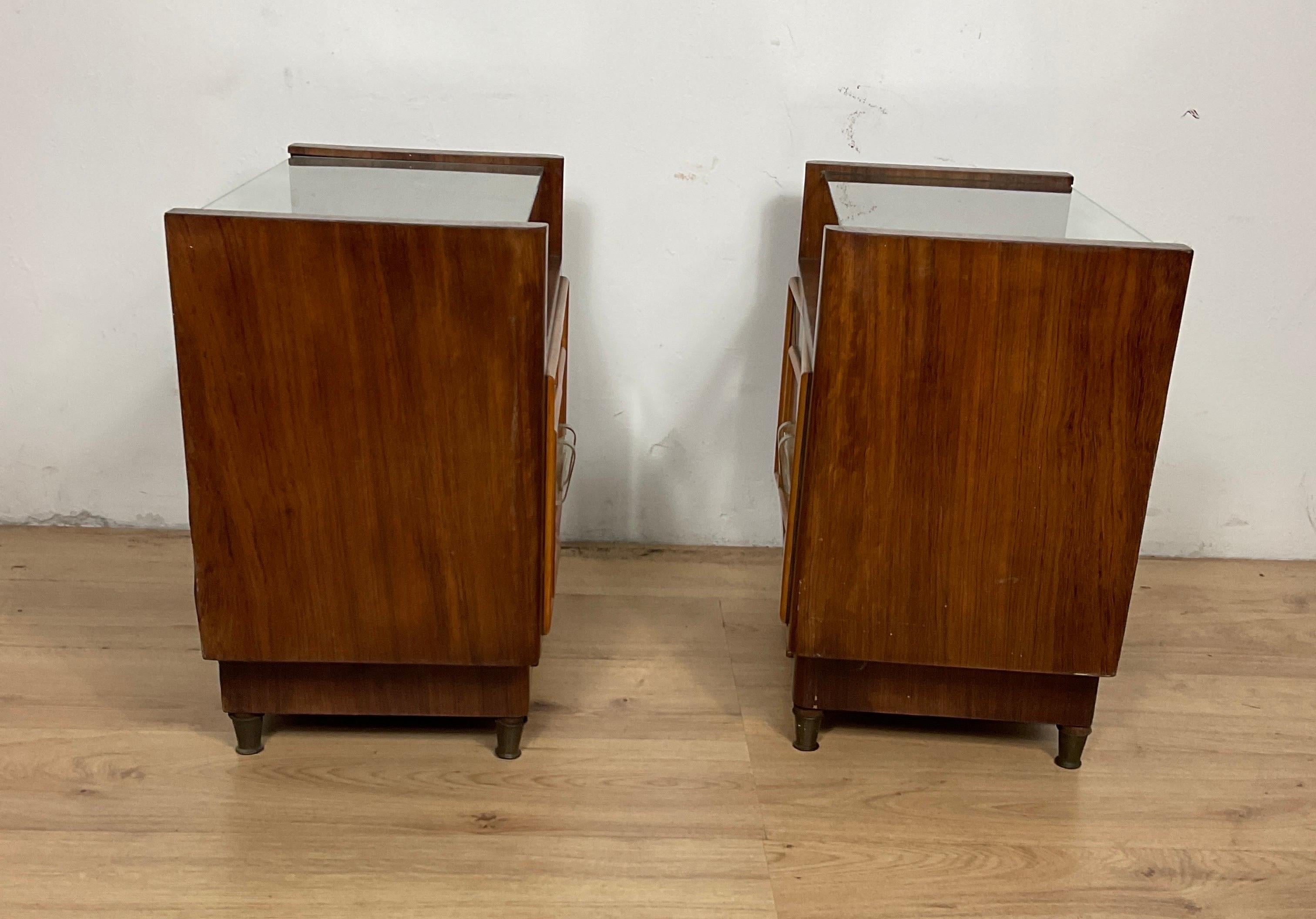 Couple of bedside tables attributable to Luigi Brusotti from the 40s 5