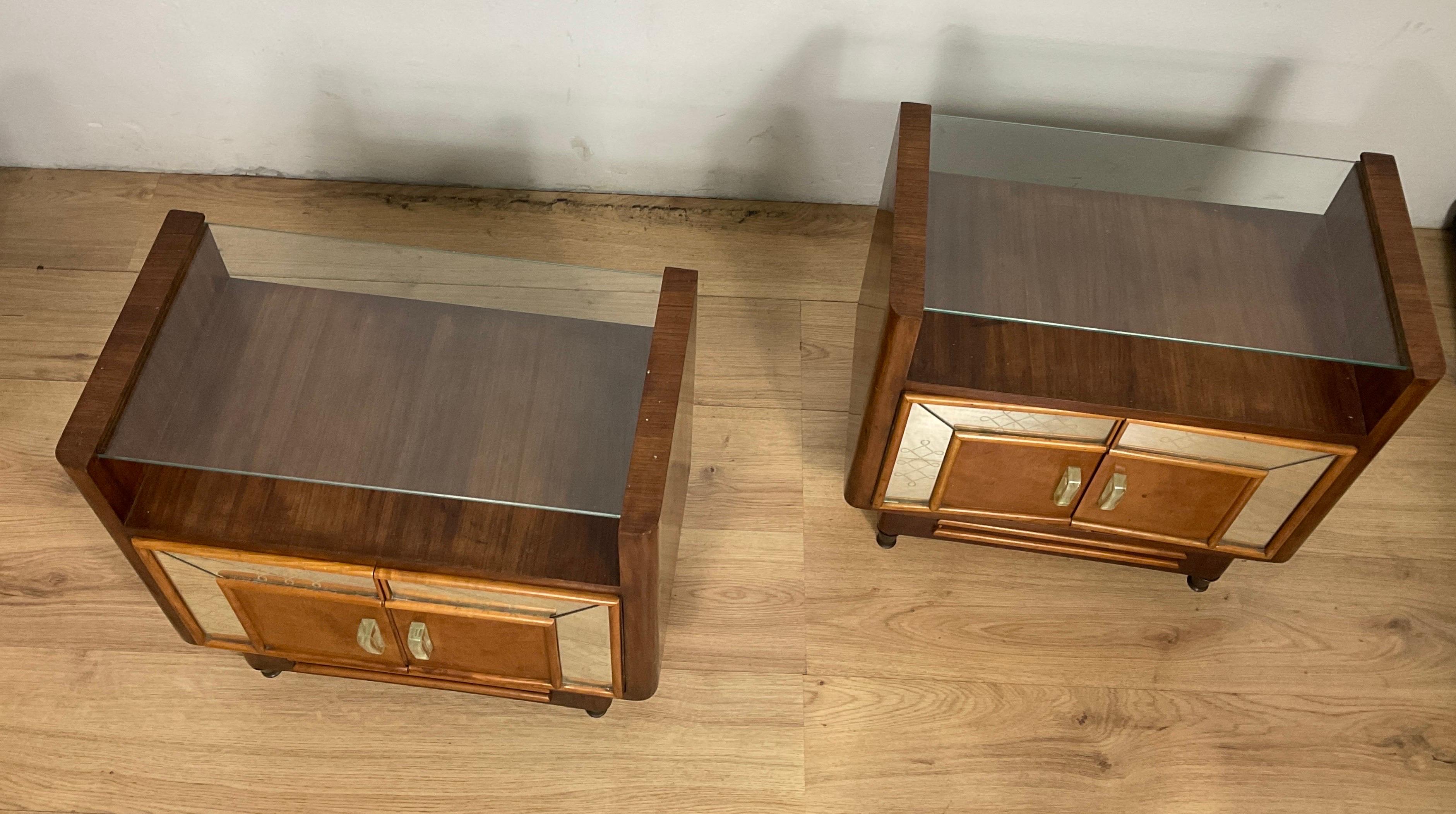 Couple of bedside tables attributable to Luigi Brusotti from the 40s 6