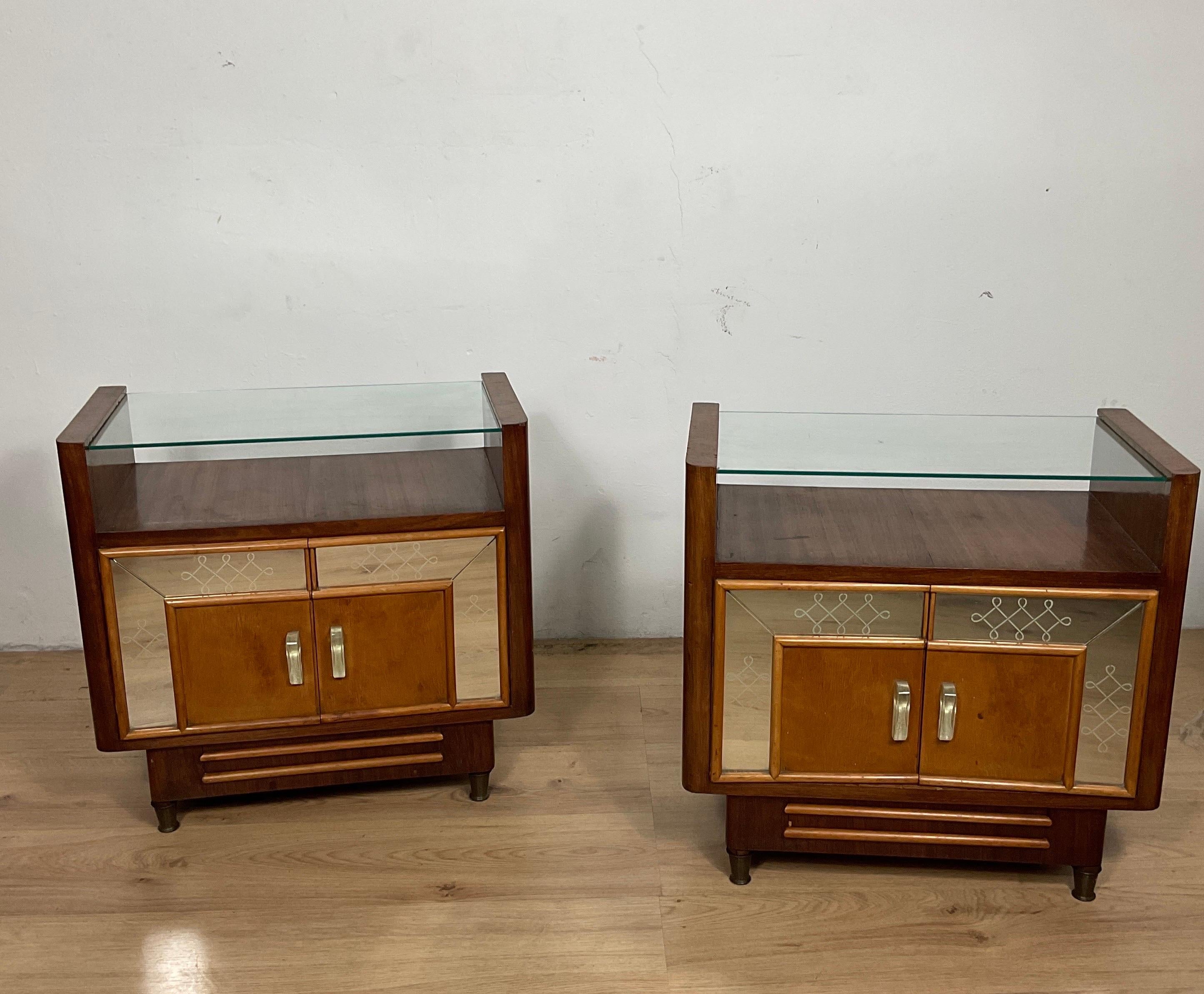 Couple of bedside tables attributable to Luigi Brusotti from the 40s In Good Condition In Catania, IT