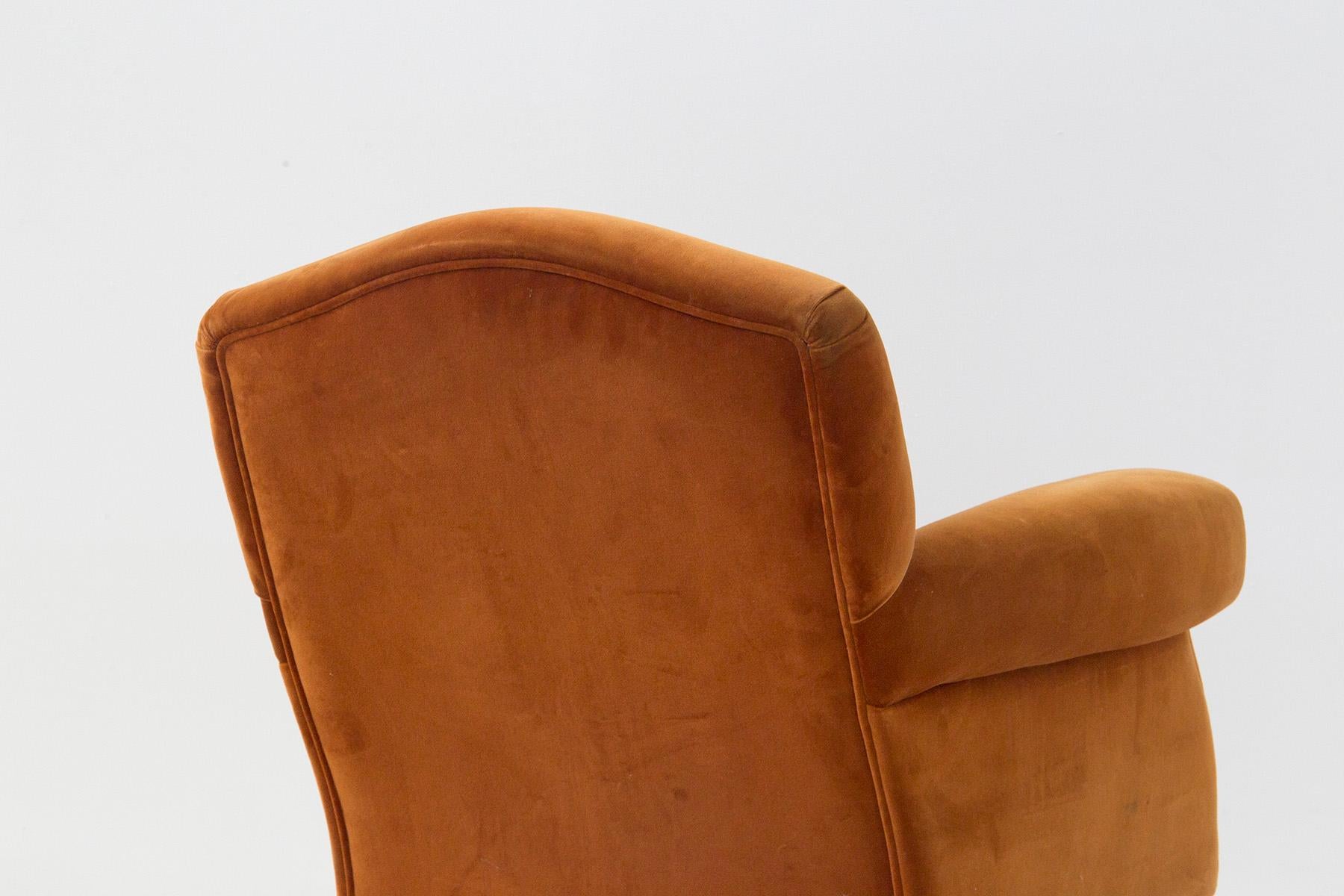 Couple of Brown Velvet English Style Armchairs 3