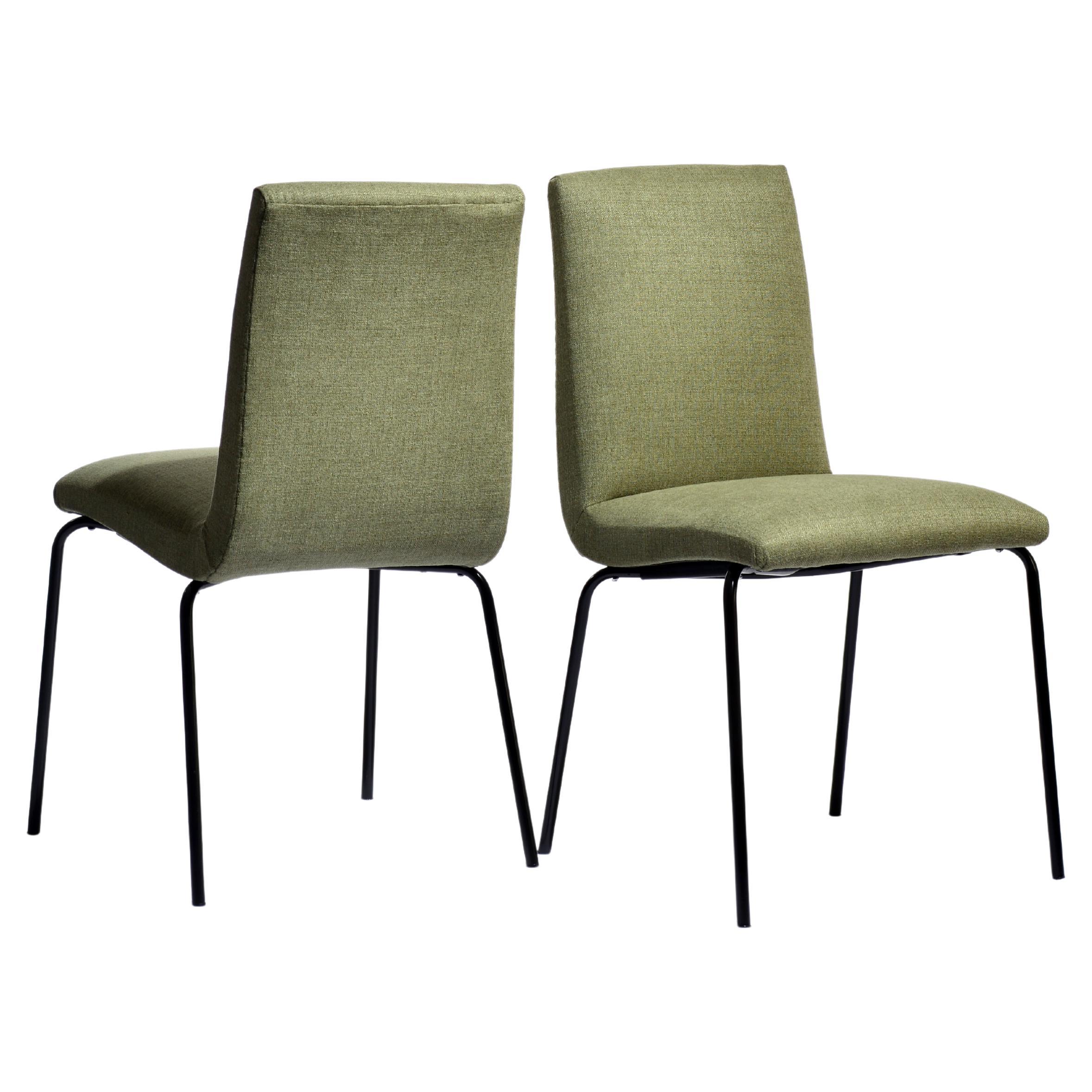 Paar Stühle entworfen von Pierre Guariche für Meurop im Angebot
