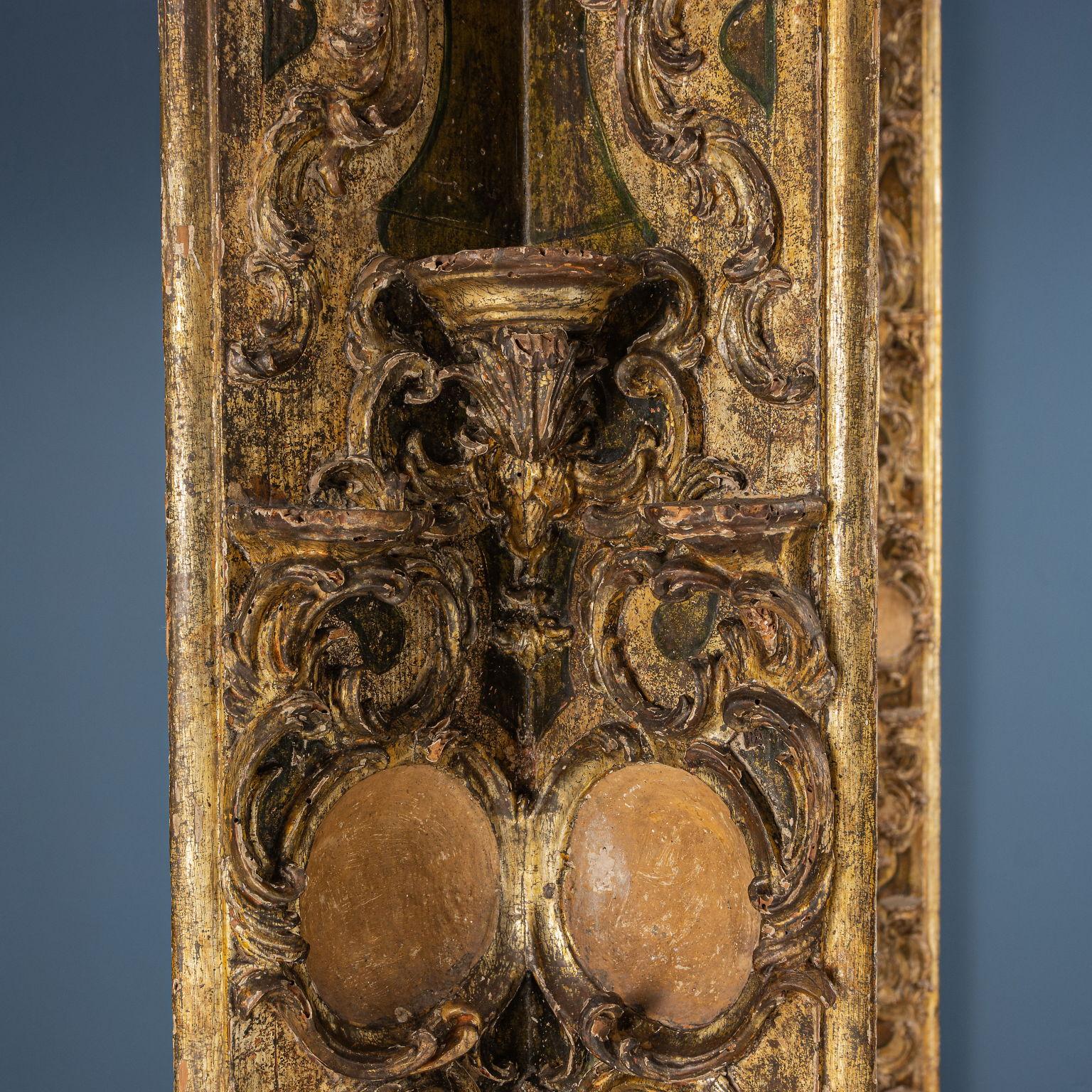 18th Century and Earlier Couple of Corner Pilasters with Ceramic Carved Wood, Italy, 18th Century For Sale