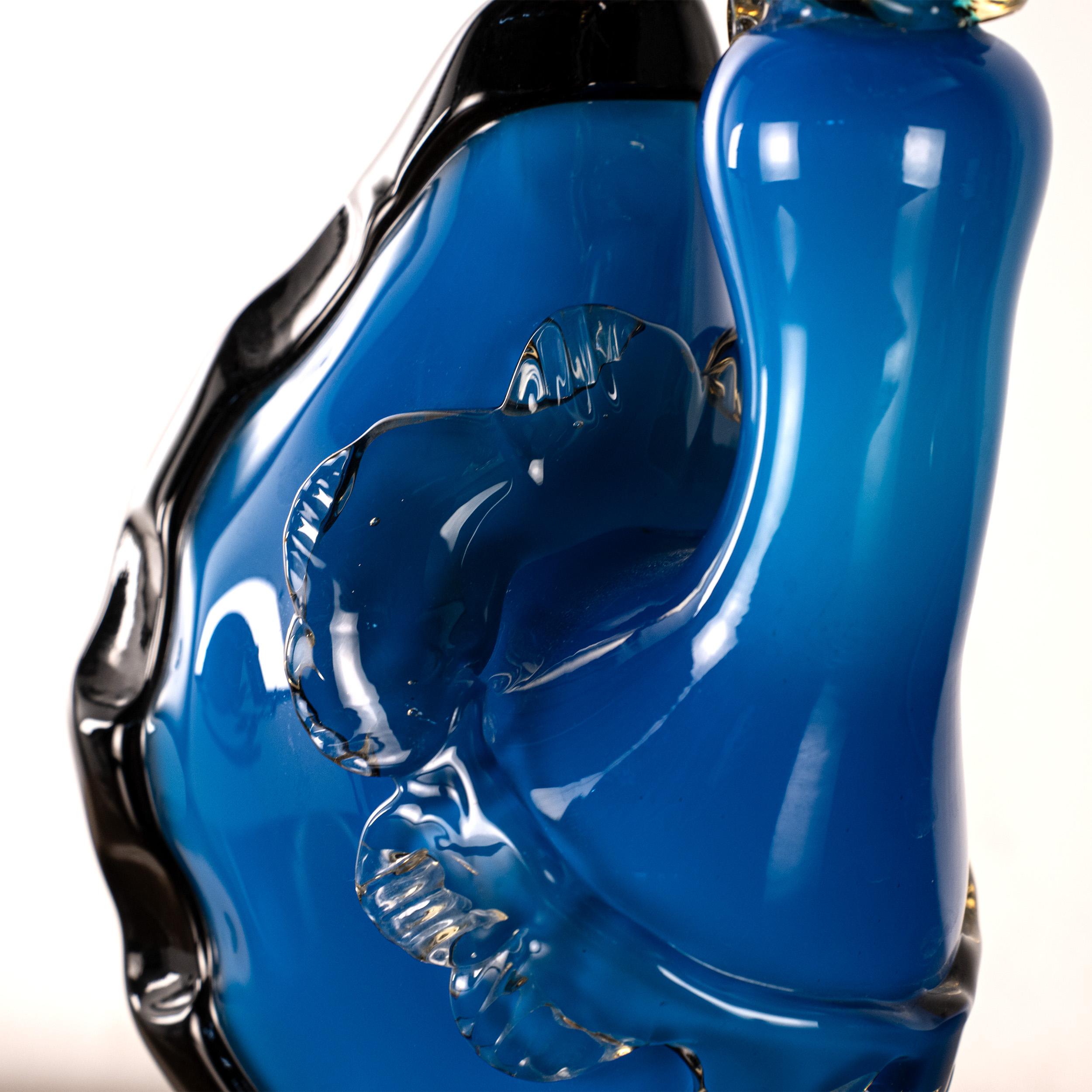 Couple of dancers Sculpture in Blue and Black Murano glass, Italy in stock For Sale 6