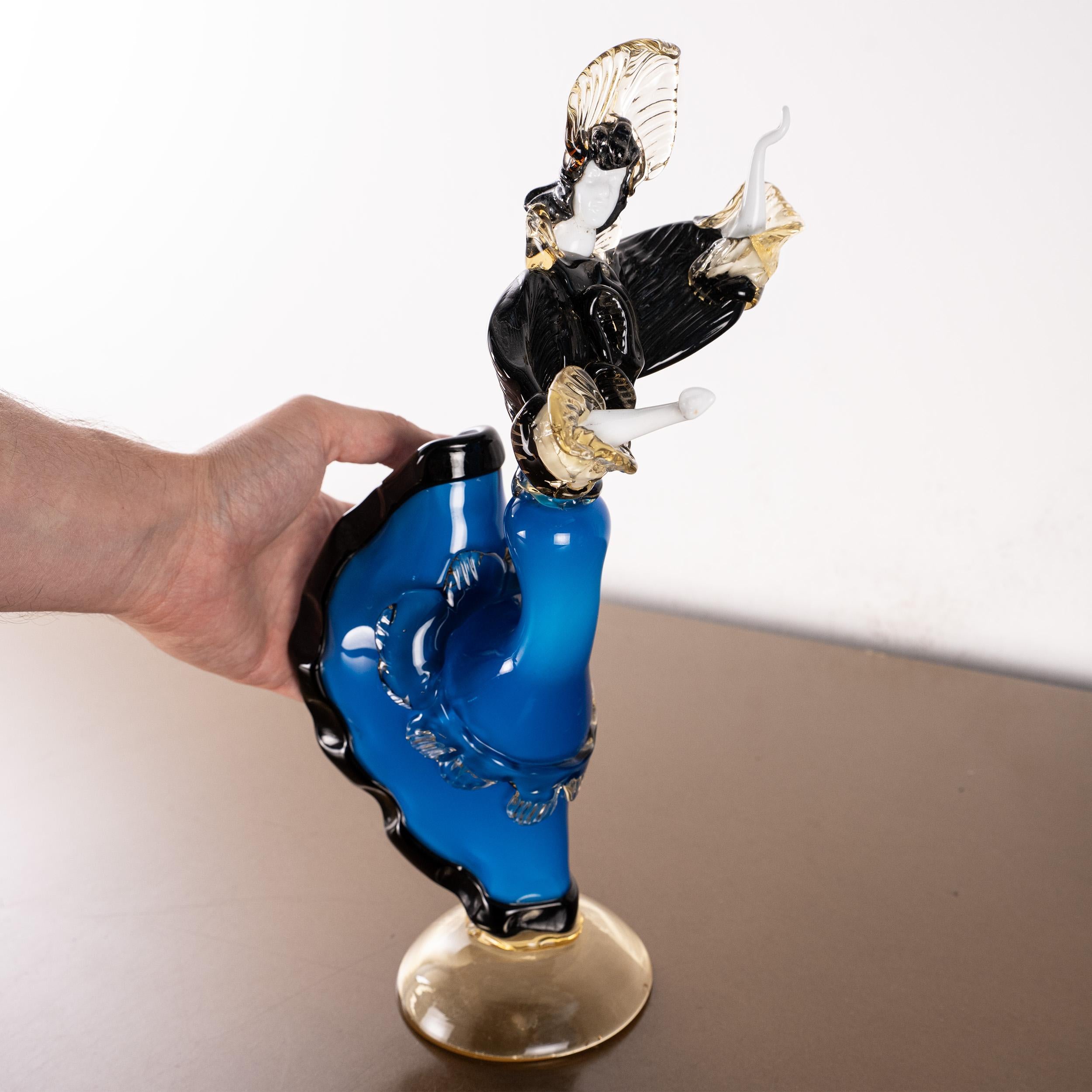 Couple of dancers Sculpture in Blue and Black Murano glass, Italy in stock For Sale 9