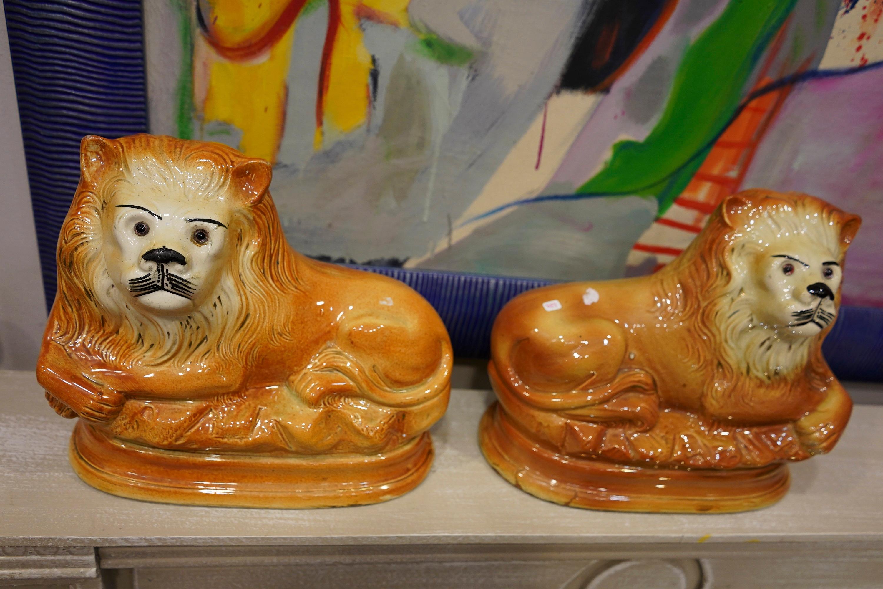 Couple of English Cinnamon Ceramic Lions Staffordshire Manufacture, Crystal Eyes 4