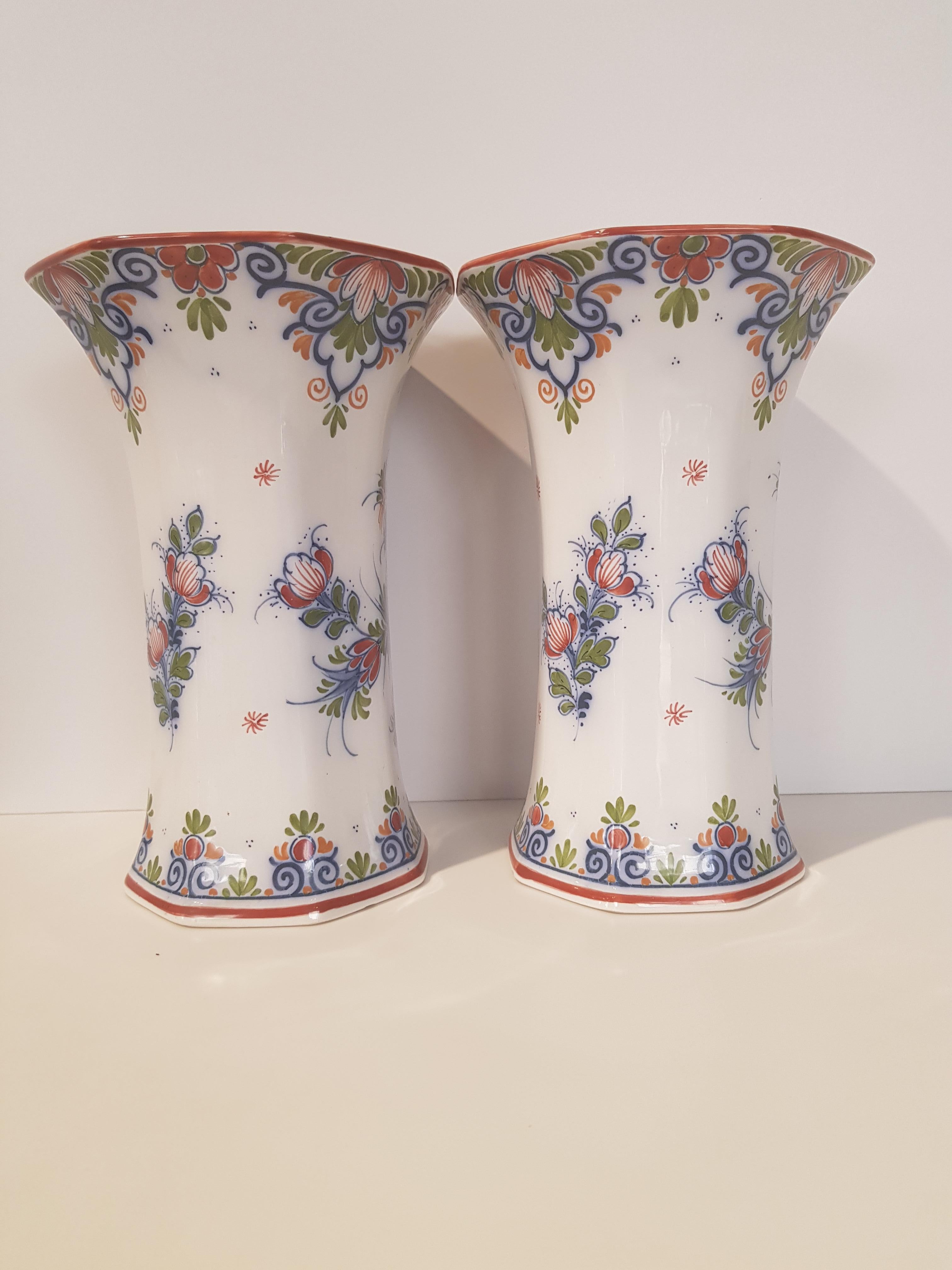 Louis XVI Couple of Hand-Painted Zenith Gouda Porcelain Vases For Sale