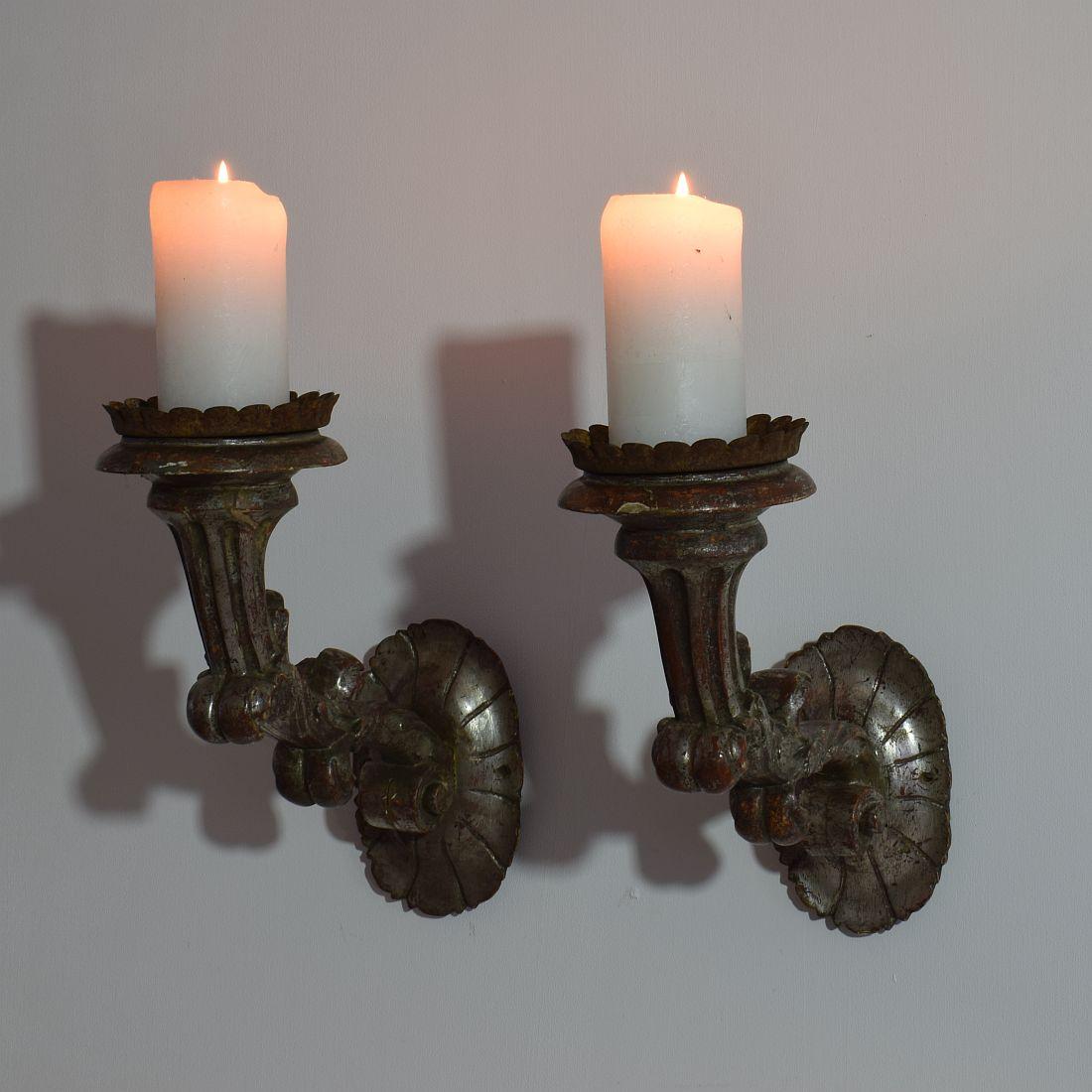 Beautiful pair of silvered wood Baroque style candleholders, easy to mount at your wall.
Unique pieces, Italy, circa 1850.
Weathered, small losses and old repairs
Measurement here below is individual.