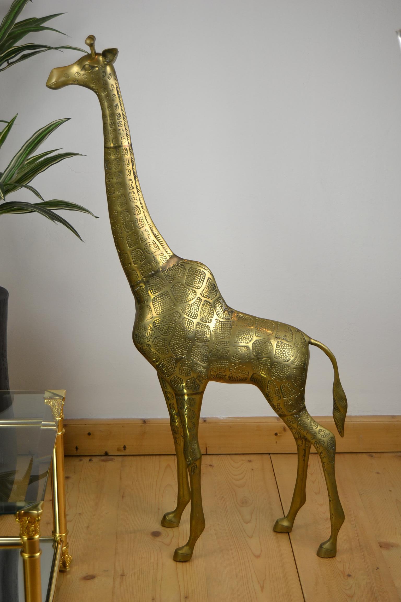 Couple of Large Brass Giraffe Floor Sculptures, Hollywood Regency, 1970s In Good Condition In Antwerp, BE