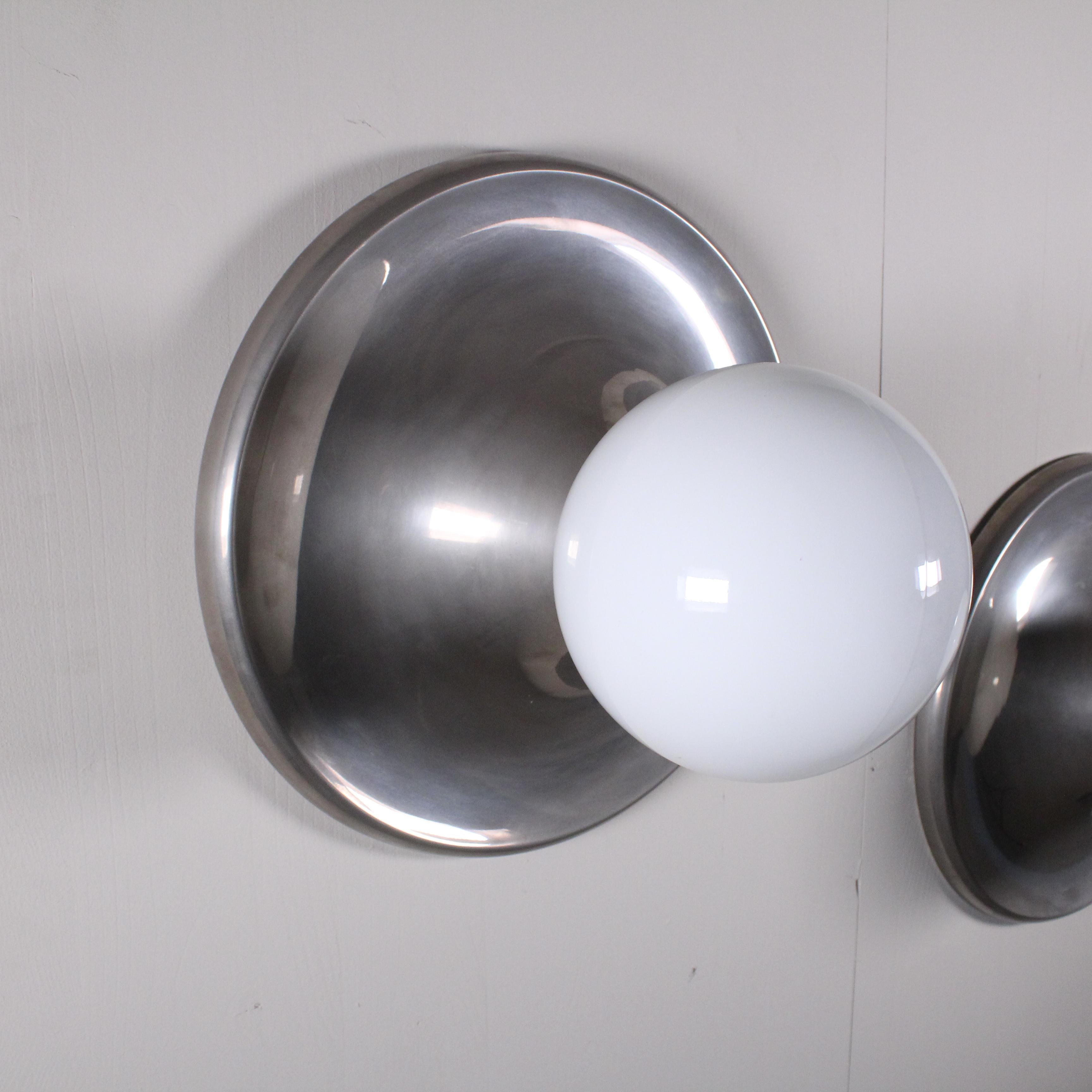 Glass Couple of Light ball sconces by Achille and Piergiacomo Castiglioni  For Sale