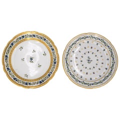 Pareja de platos de porcelana de Sajonia, Siglo XIX