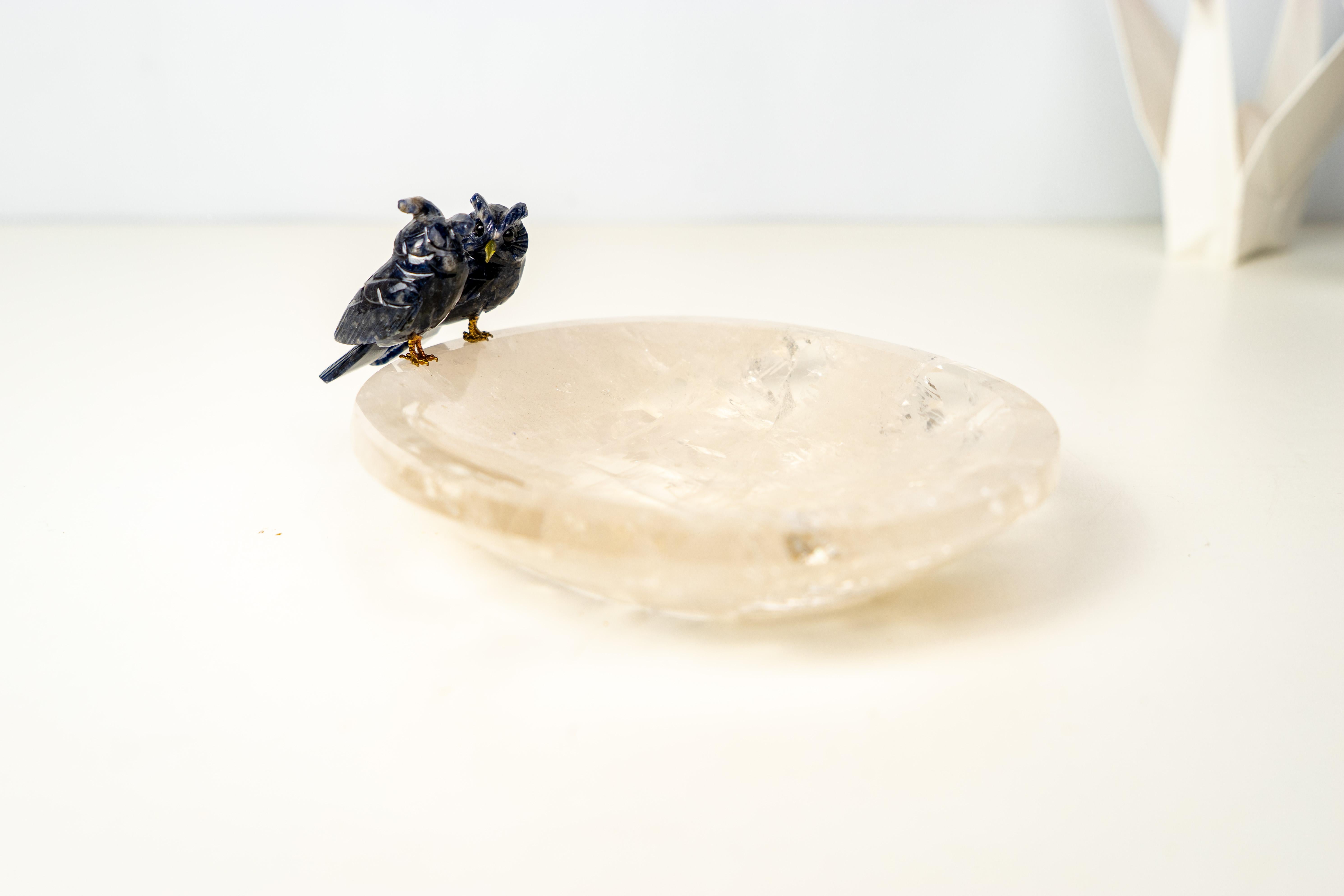 Couple de hiboux en cristal de Sodalite sur un bol en quartz clair en vente 5