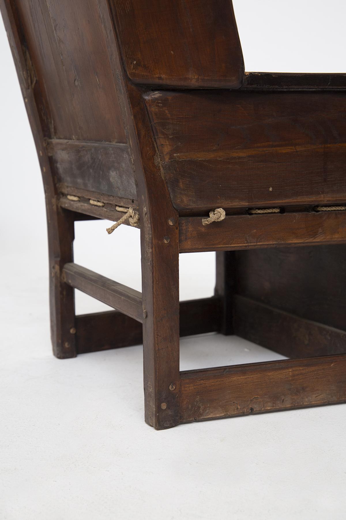 Pareja de Sillones Italianos Vintage de Madera y Tela en venta 2