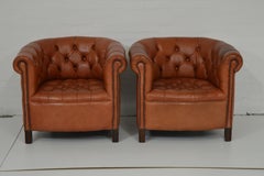 Couple / Set of Two Delta Chesterfield Tub Chairs in Leather