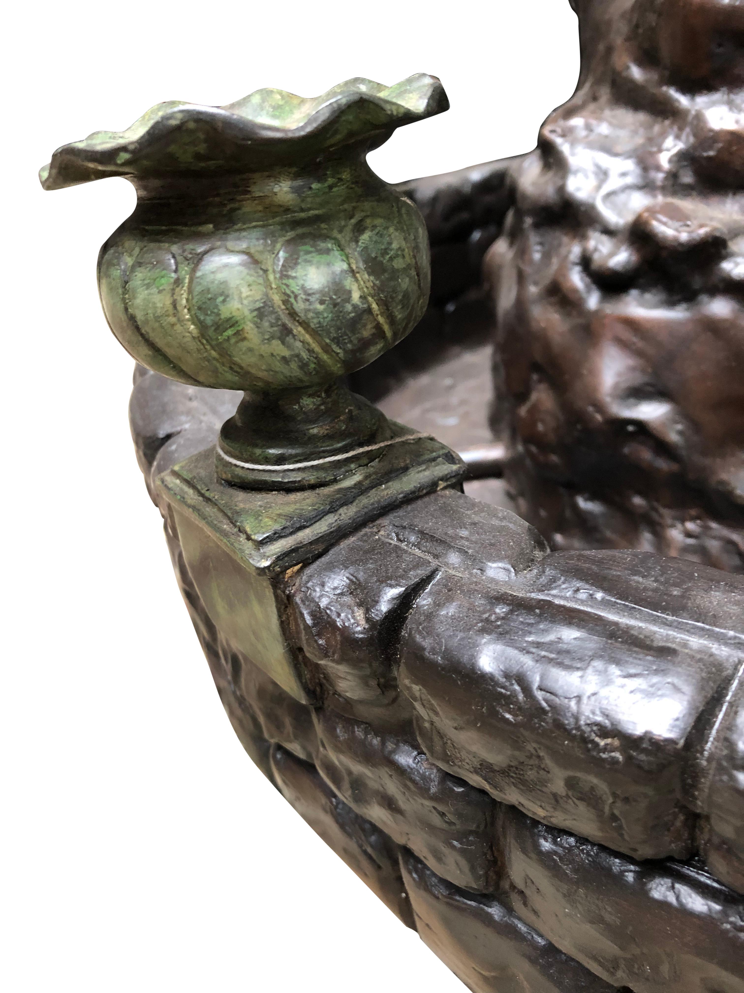 Couple With Umbrella, Bronze Fountain, 20th Century For Sale 6