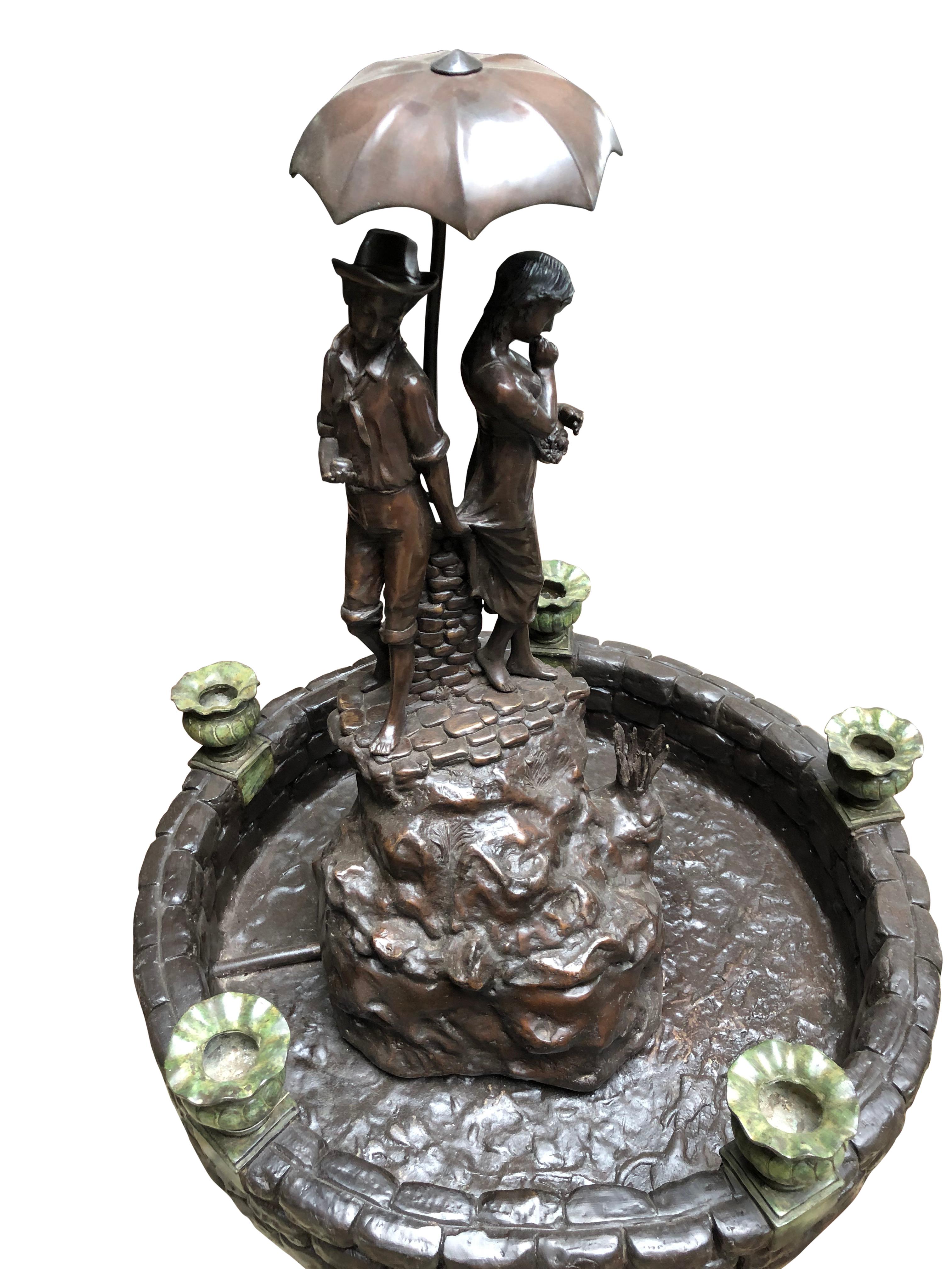 Couple With Umbrella, Bronze Fountain, 20th Century For Sale 2