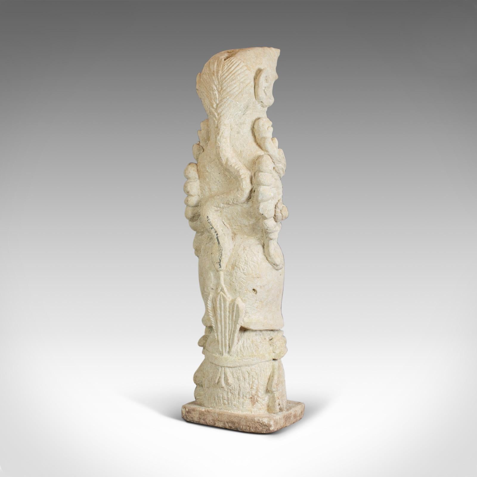 Valor, Obra de Arte, Dominic Hurley, Inglés, Escultura, Bath Stone, Tótem en Bueno estado para la venta en Hele, Devon, GB