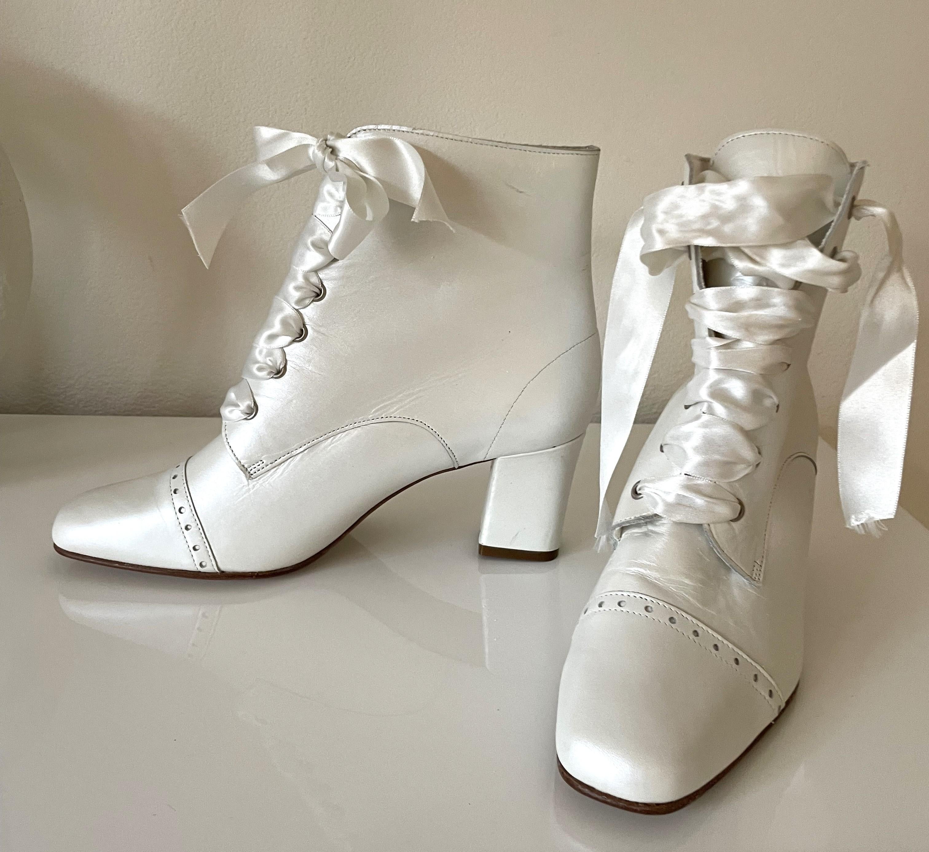 Women's Courman Paris Bridal Shoes Boots White Leather 90s For Sale