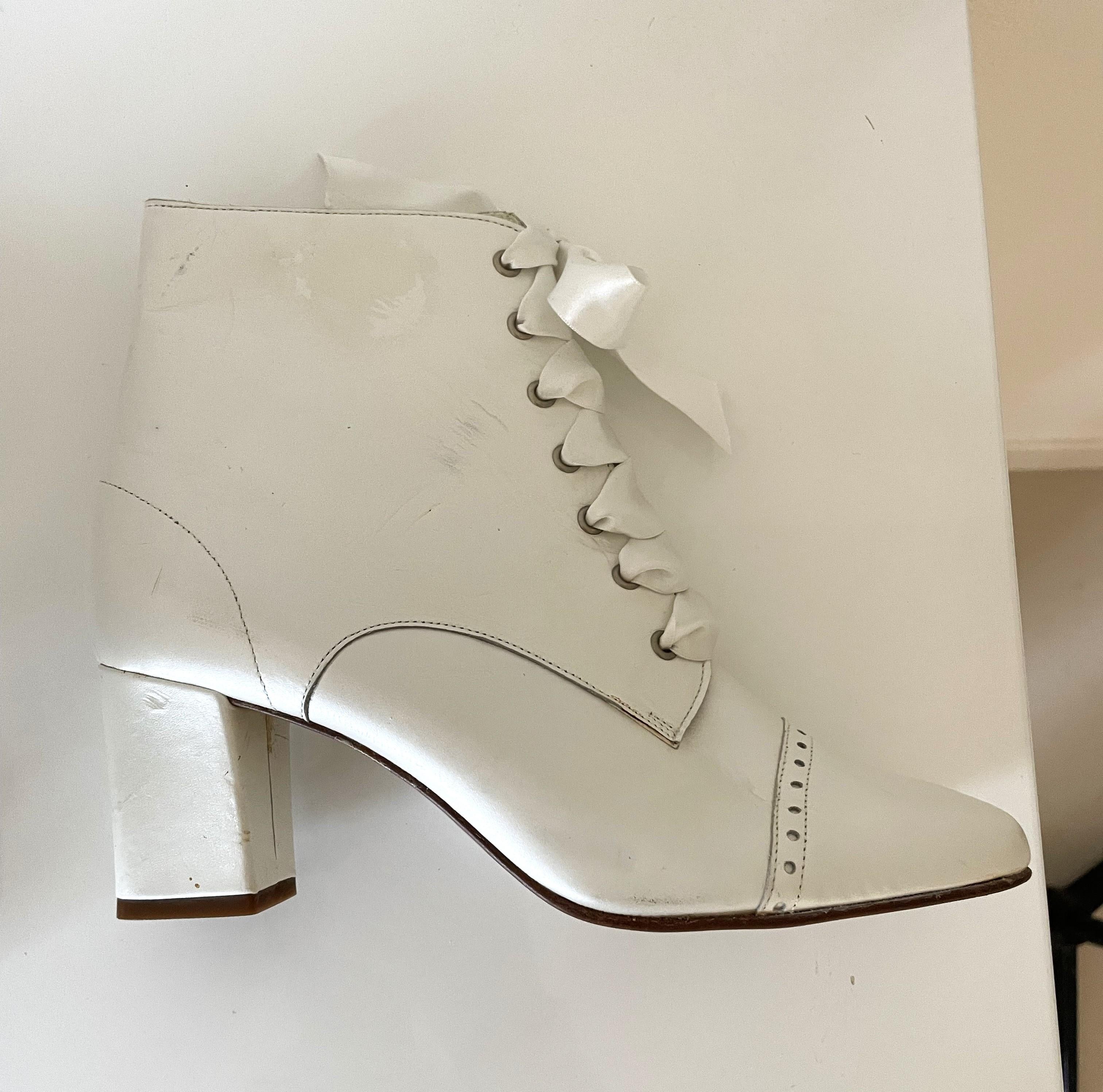 Courman Paris Bridal Shoes Boots White Leather 90s For Sale 4