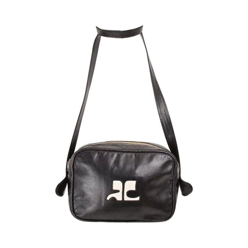 Courrèges 1960
s Black leather Body Satchel Bag For Sale