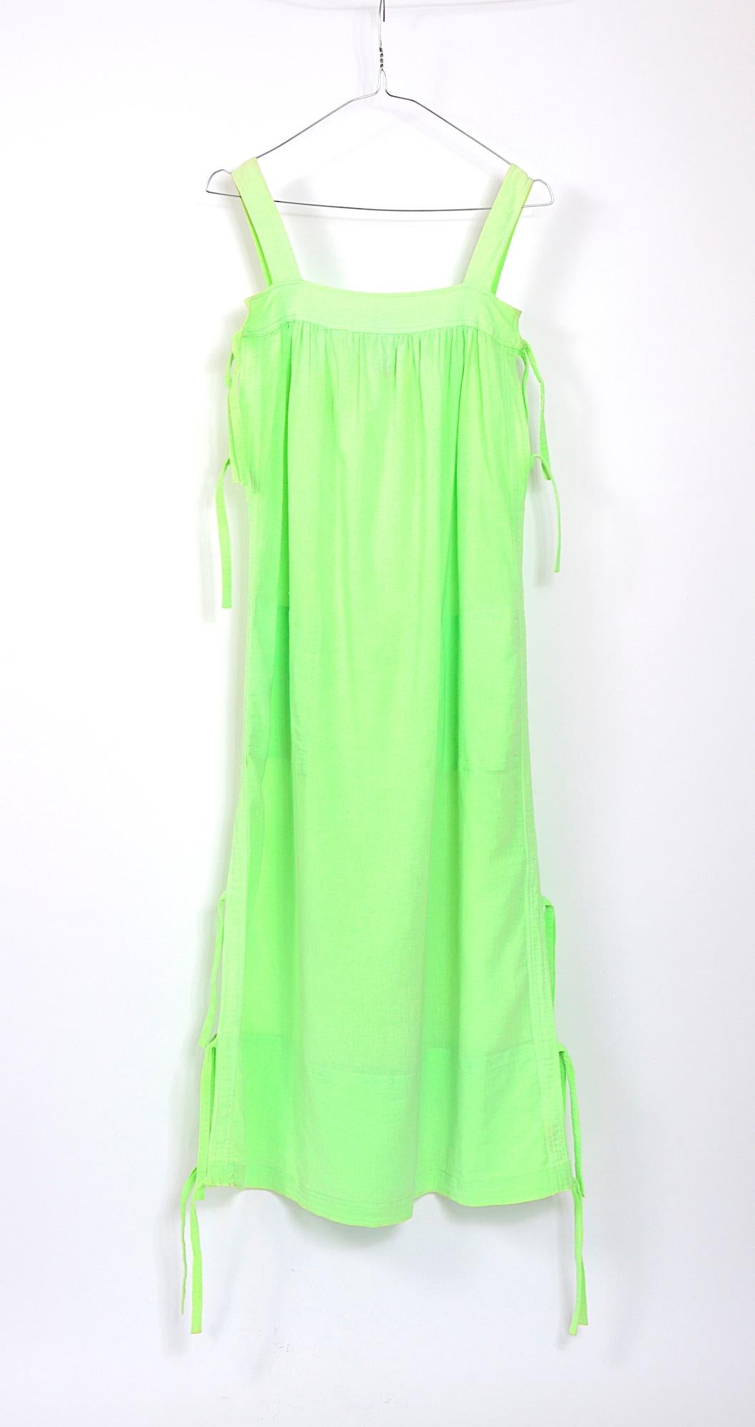 Vert Robe d'été longue en coton vert chamois vintage Courreges des années 1970 en vente