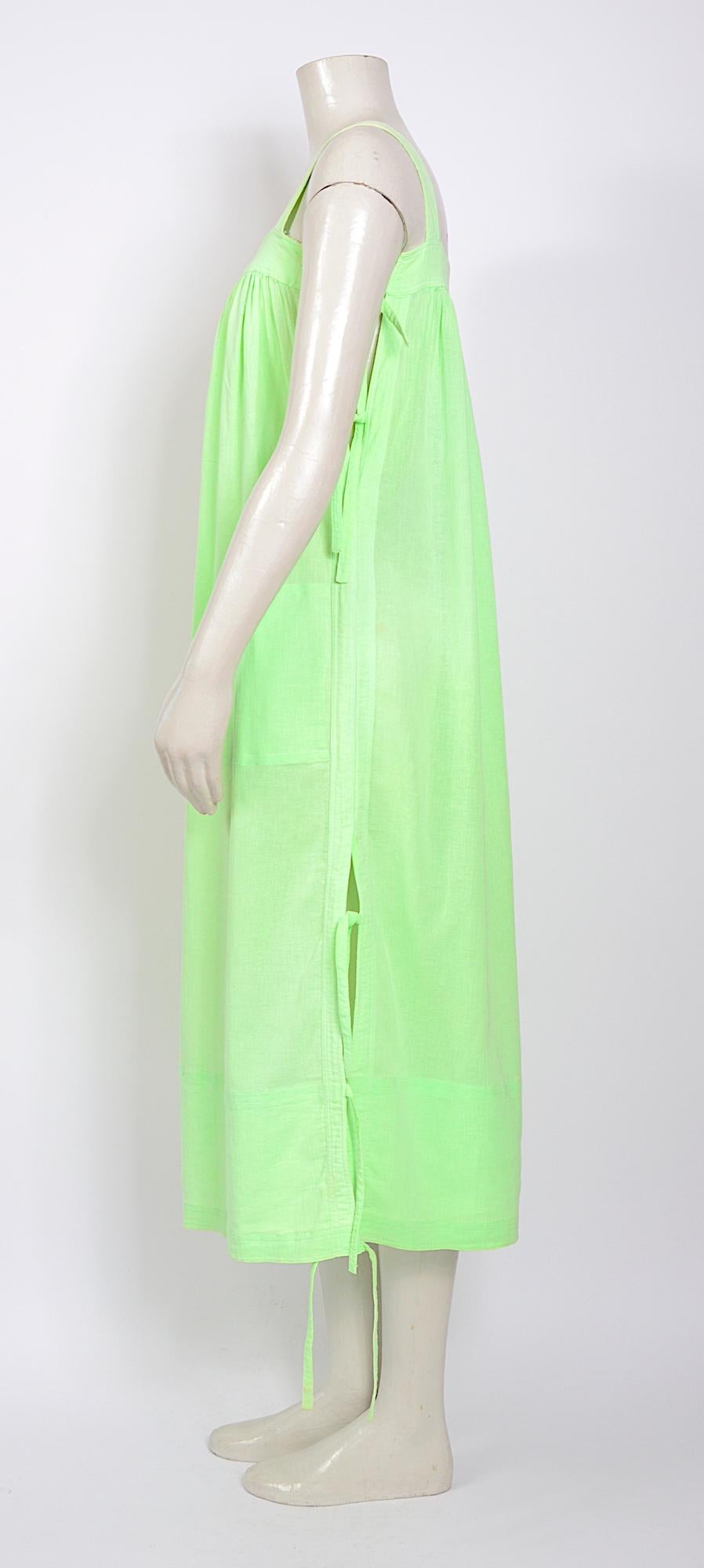 Courreges 1970er vintage lindgrünes langes Sommerkleid aus Baumwolle Damen im Angebot