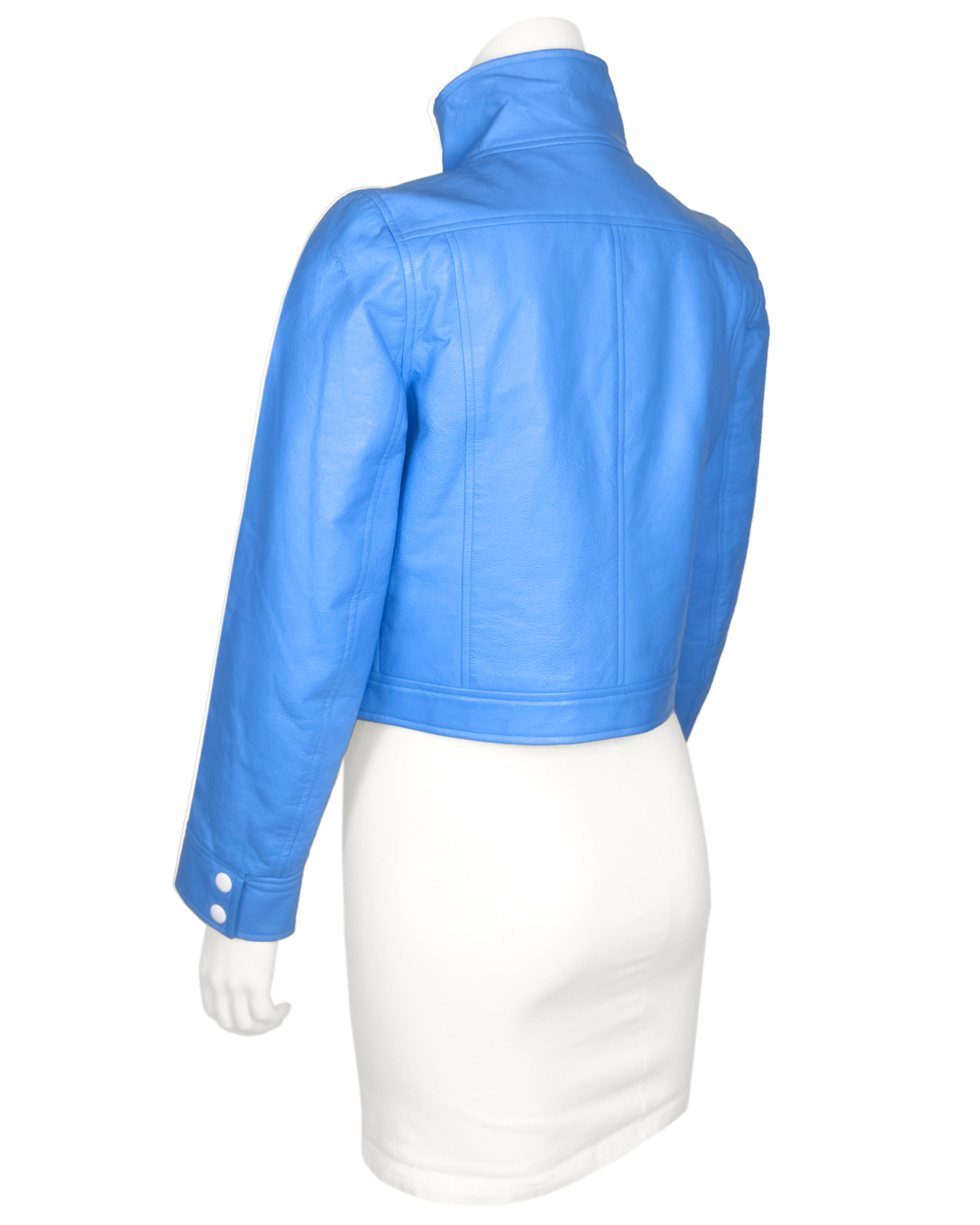 Courrèges 1990's Iconic Vinyl Bleu and White Leather Logo Jacket Excellent état à Toronto, Ontario
