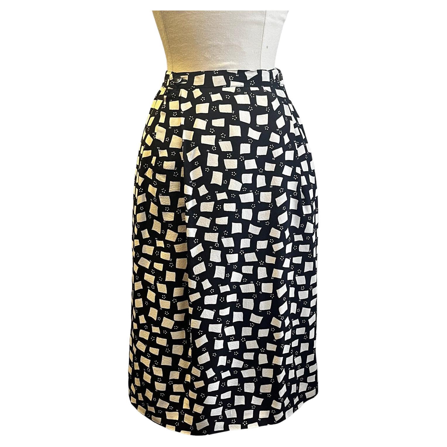 Courrèges Black and Ivory White Silk Skirt, Circa 1970s For Sale