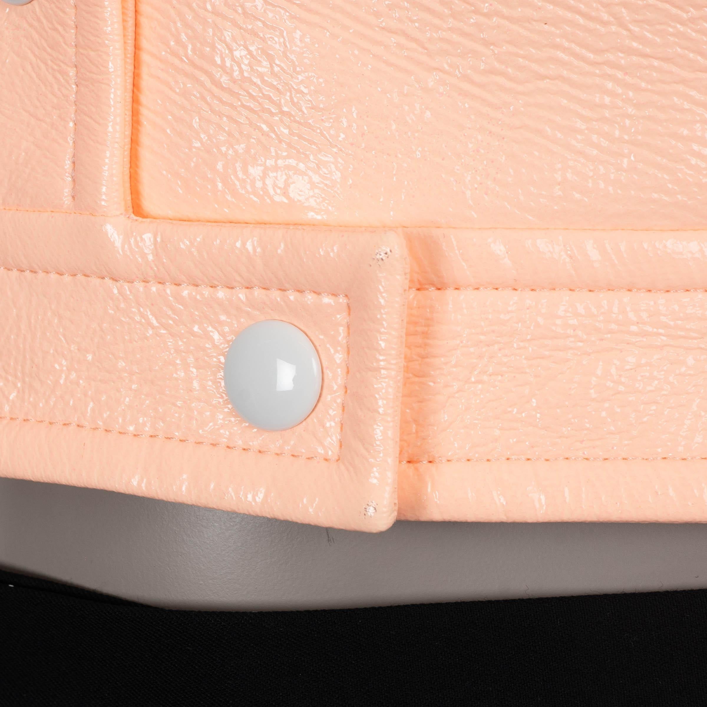 COURREGES Jaune orange ICONIC VINYL CROPPED Jacket 38 S en vente 1