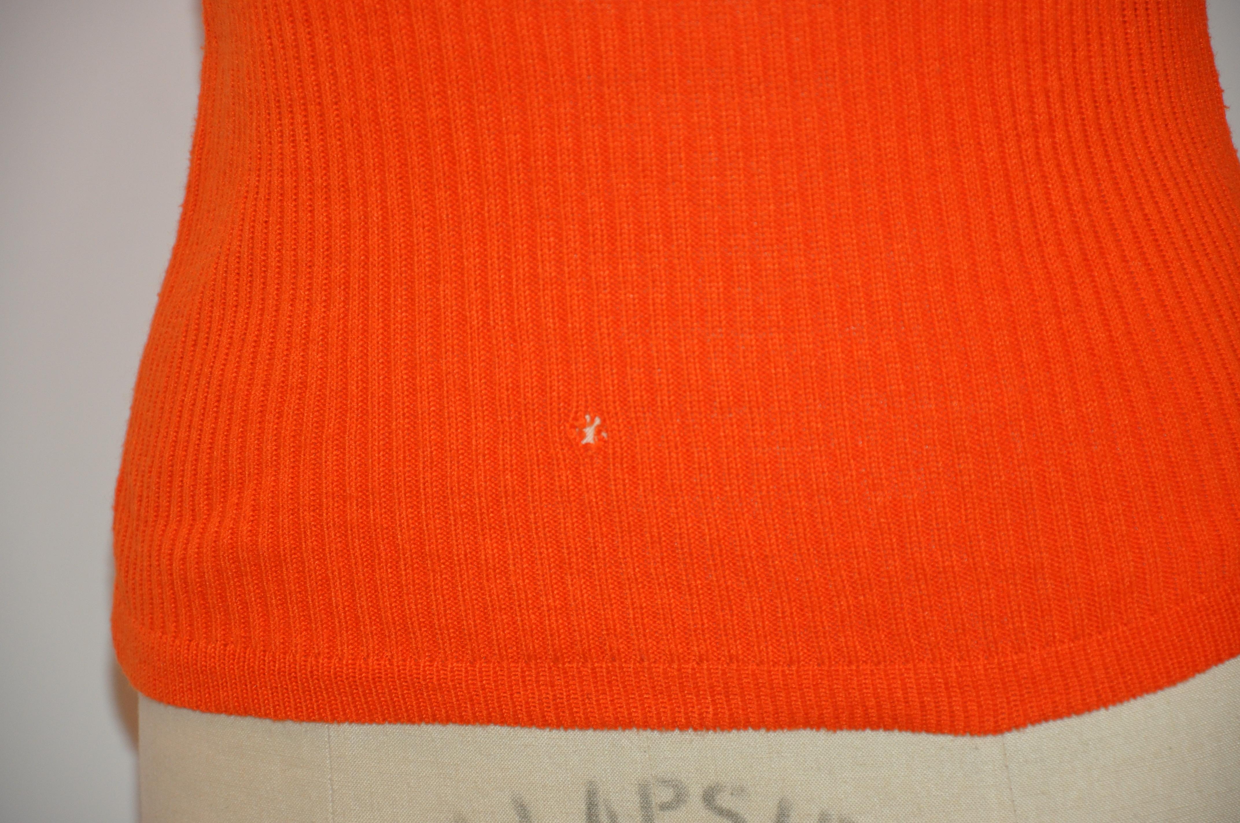 Courreges Bold Tangerine with Signature Logo Patch Cotton-Blend Knitted Tee For Sale 1
