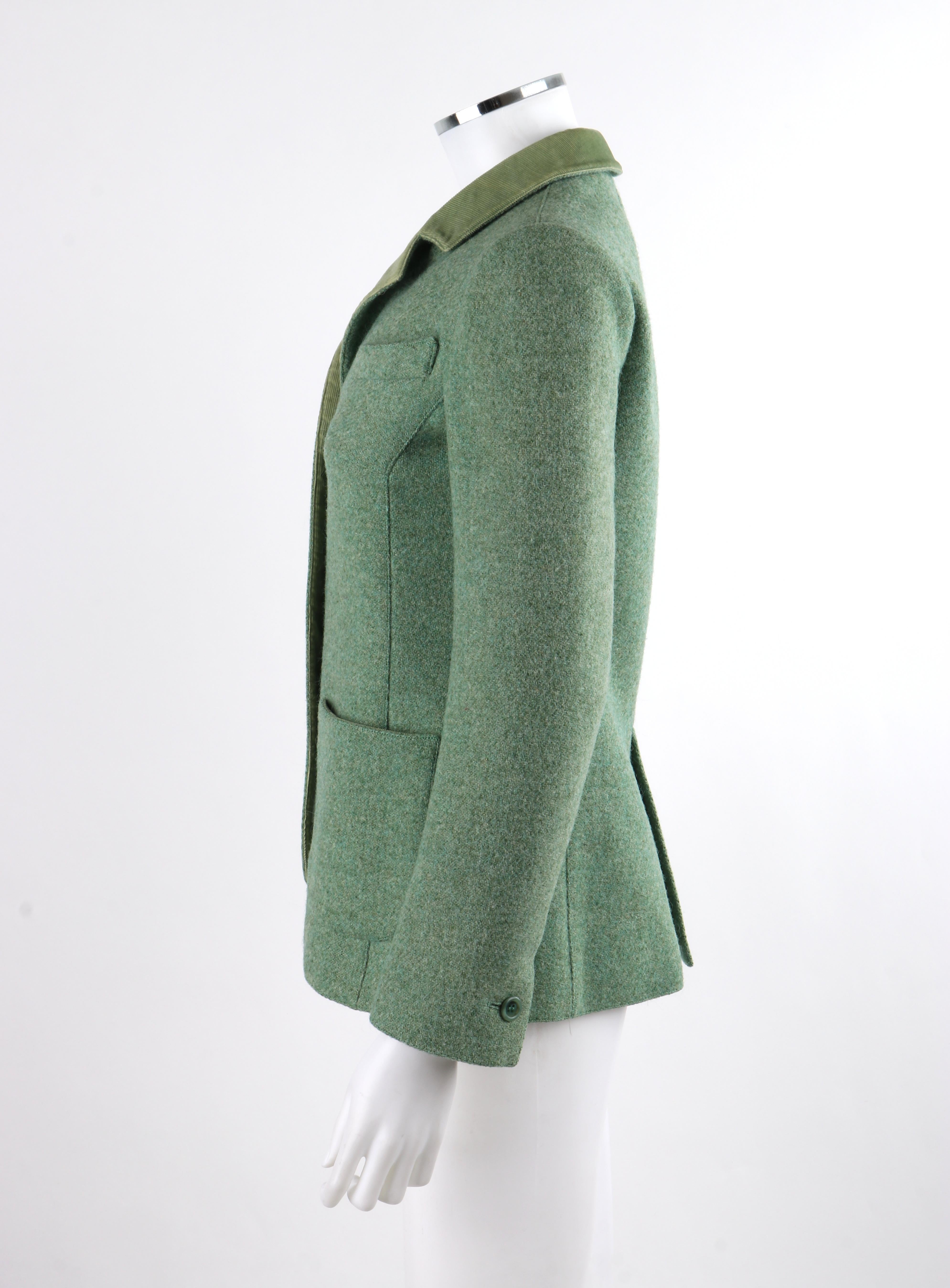COURREGES c.1970's Chaqueta Blazer Verde de Pana de Lana y Mohair con Botones Delanteros 1