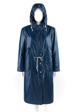 COURREGES ca. 1970er Hyperbole Marineblauer Windbreaker Parka-Regenmantel mit Kordelzug