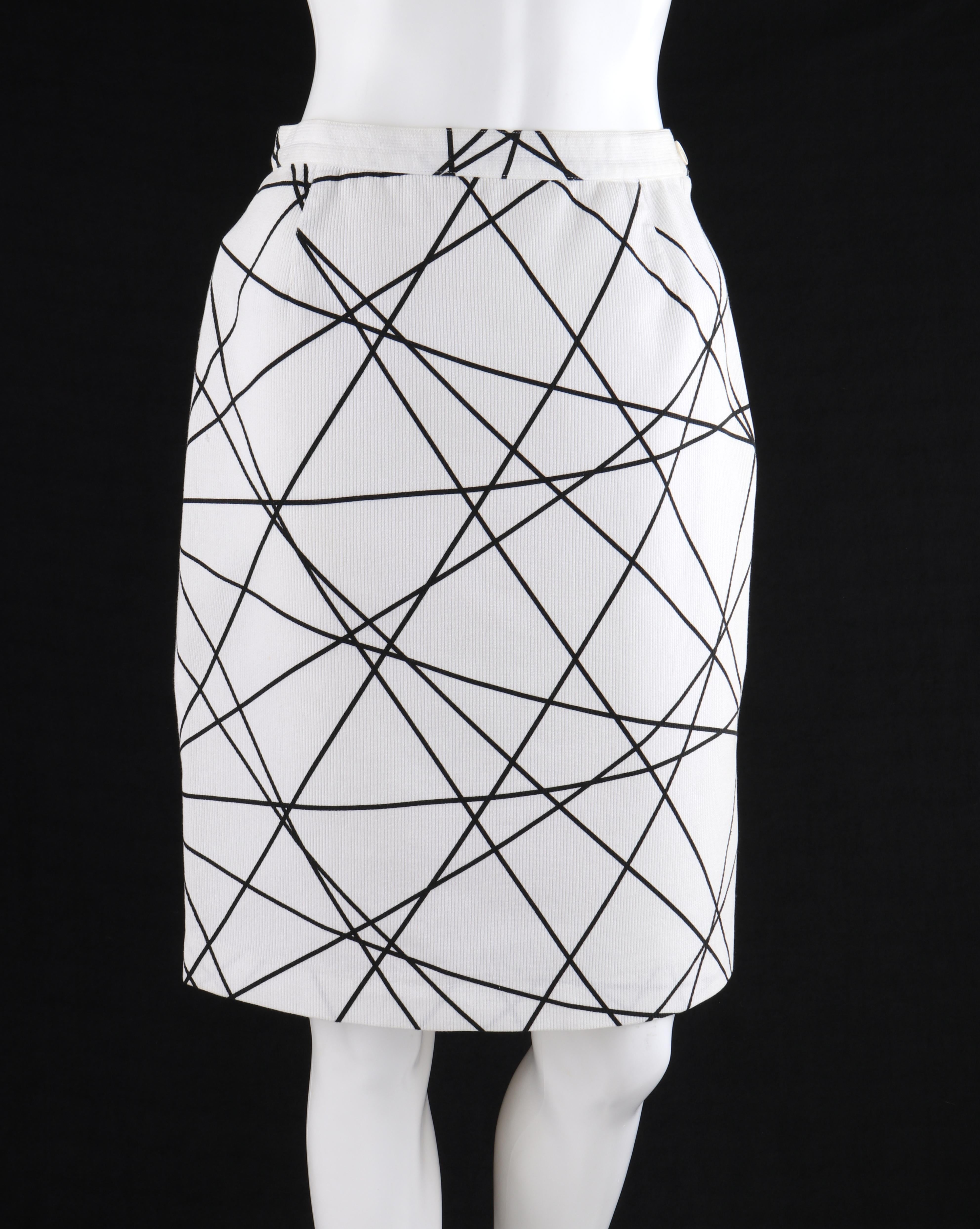 Gray COURREGES c.1980’s White Black Geometric Abstract Print Ribbed Sheath Skirt