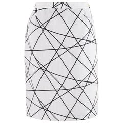 COURREGES anni '80 circa Gonna a tubino a coste con stampa astratta geometrica bianca e nera