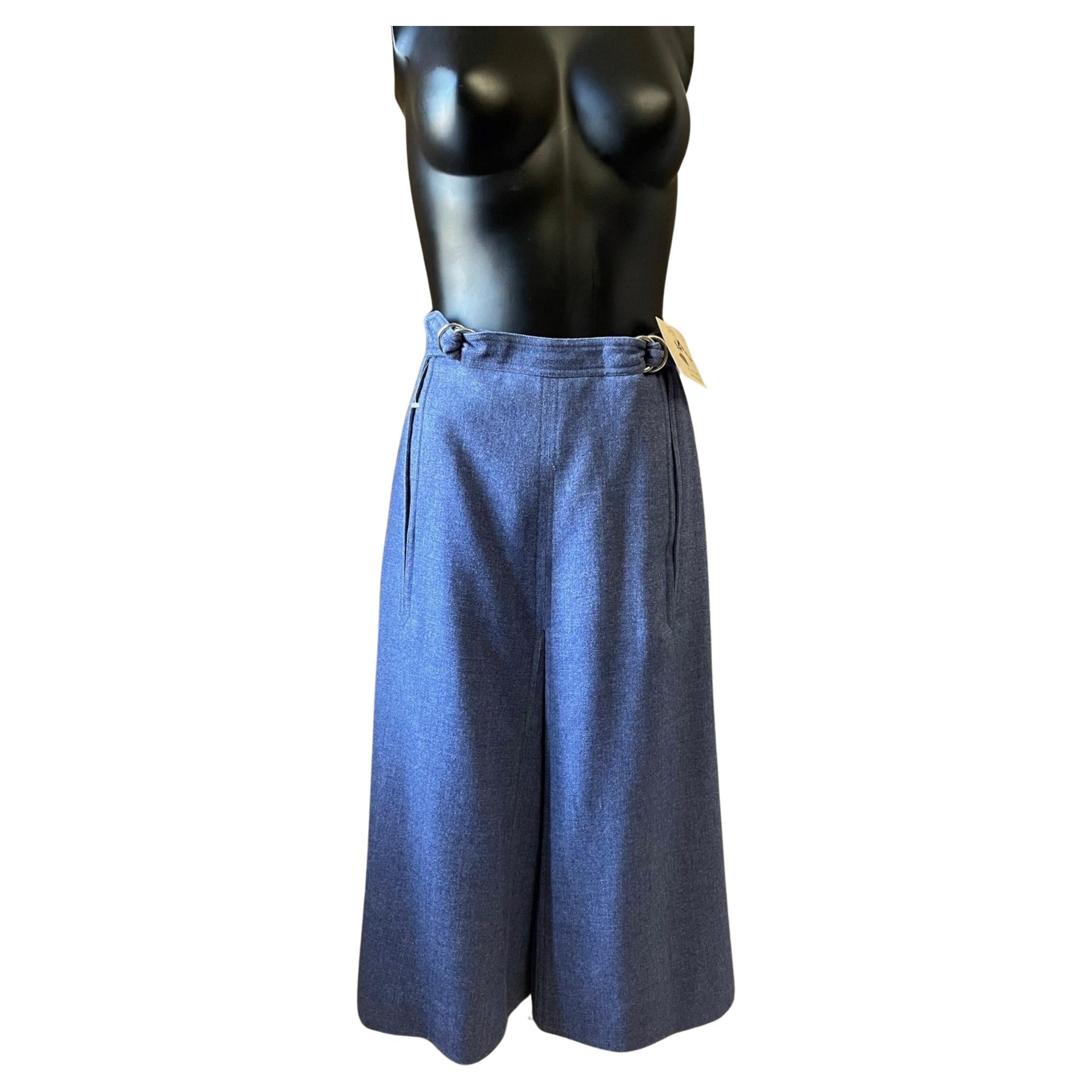 Courrèges Chambray Culottes, Circa 1970s In Excellent Condition For Sale In Brooklyn, NY